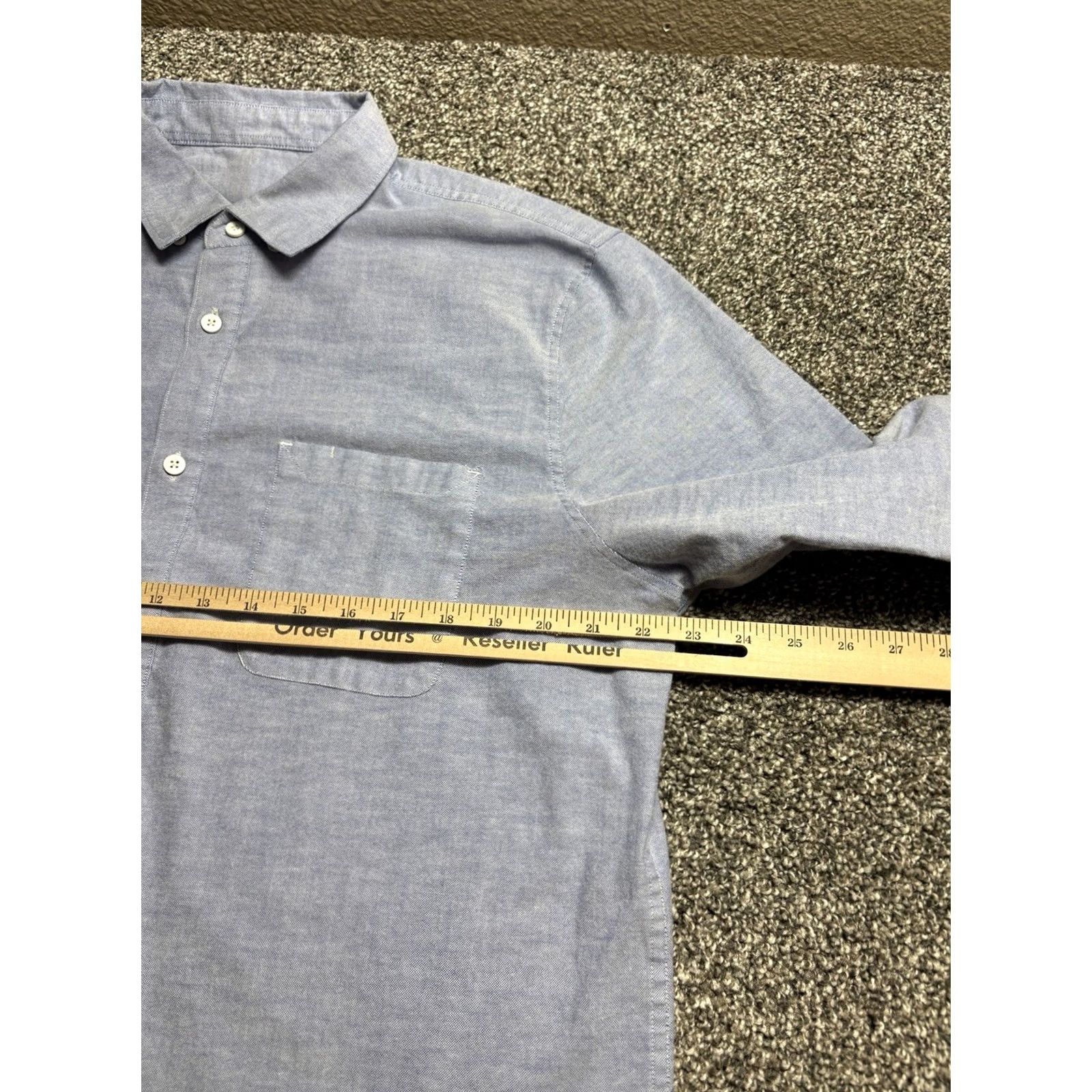 Lululemon Lululemon Oxford Button Up Shirt Mens Large Blue Long Sleeve Stretch Woven Shirt Size US L / EU 52-54 / 3 - 6 Thumbnail
