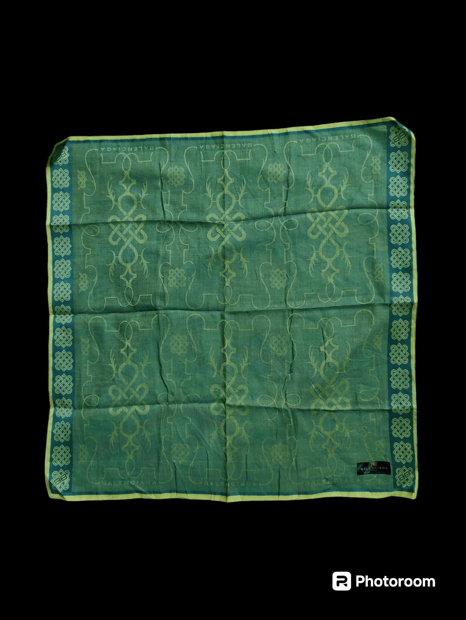 Balenciaga Balenciaga Handkerchief/Pocketsquare Size ONE SIZE - 2 Thumbnail
