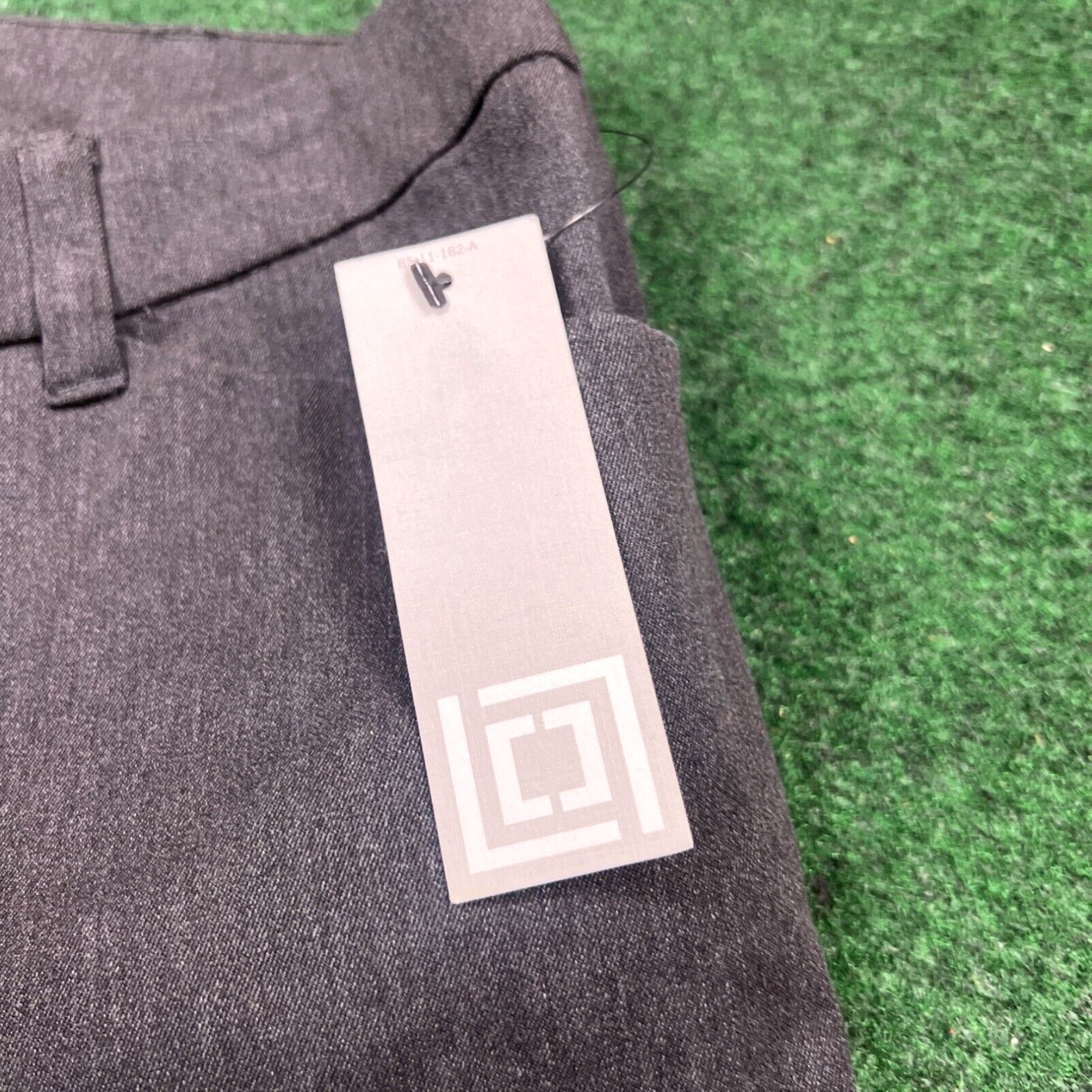 Vintage Liz Claiborne Ankle Length Emma Pant, NWT, Women’s Size 16 Gray Size 25" / US 0 / IT 36 - 6 Thumbnail
