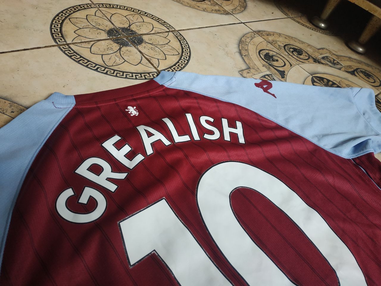 Kappa Kappa Aston Villa 2020 Grealish #10 Kombat Jersey XL Size US XL / EU 56 / 4 - 21 Thumbnail