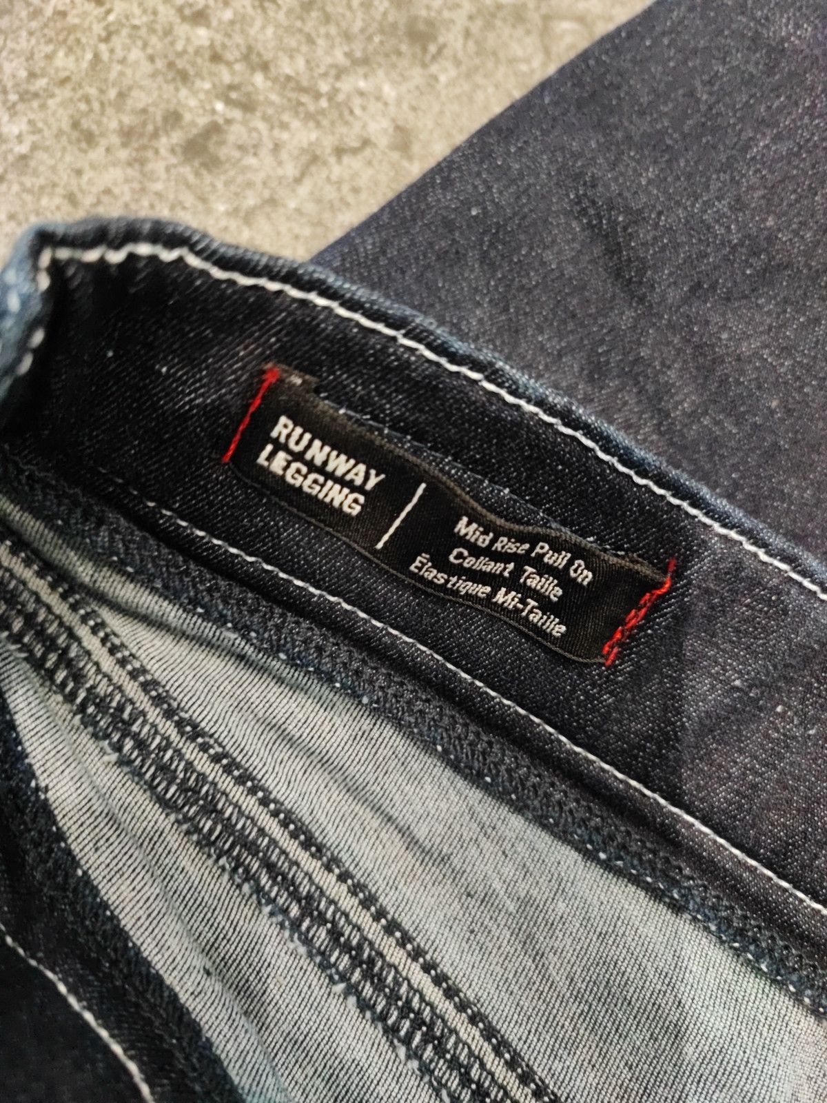True Religion True Religion Runaway Legging Size 27" / US 4 / IT 40 - 9 Thumbnail
