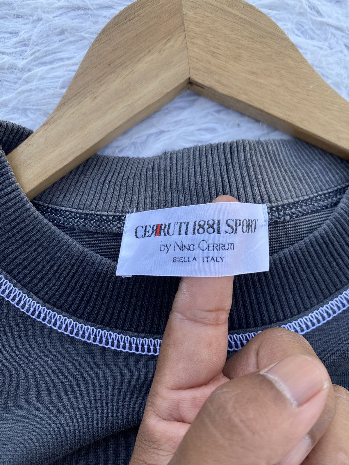 Cerruti 1881 Rare Vintage Cerrutti 1881 Sports Spellout Sweater Size US M / EU 48-50 / 2 - 7 Thumbnail