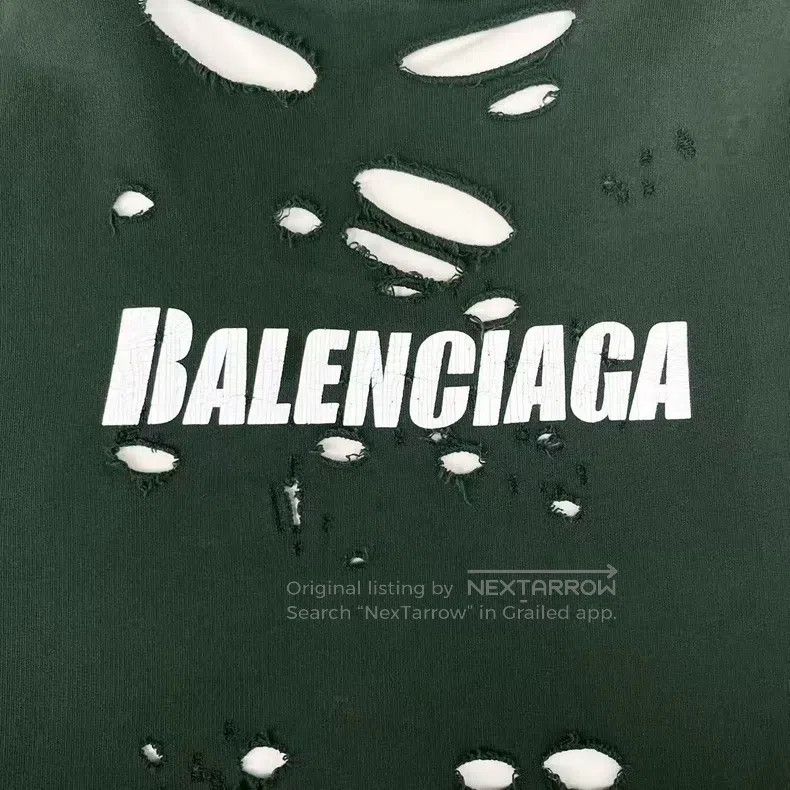 Balenciaga Balenciaga Distressed ripped hole cracked lettering logo o Size US M / EU 48-50 / 2 - 4 Thumbnail
