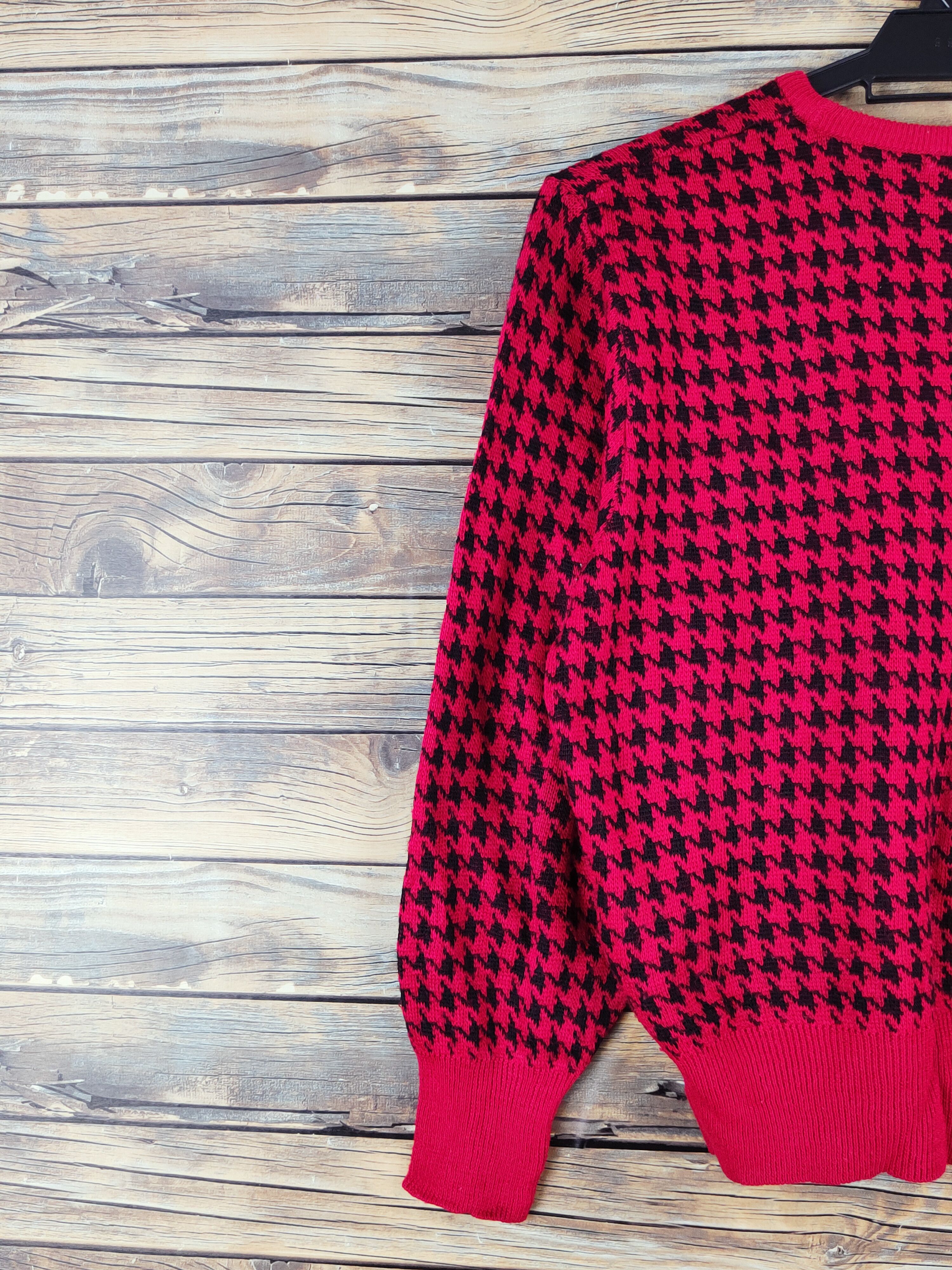 Homespun Knitwear × Japanese Brand × Vintage Patria Soeur Red Black Knitwear Sweatshirts #W1001 Size S / US 4 / IT 40 - 8 Thumbnail