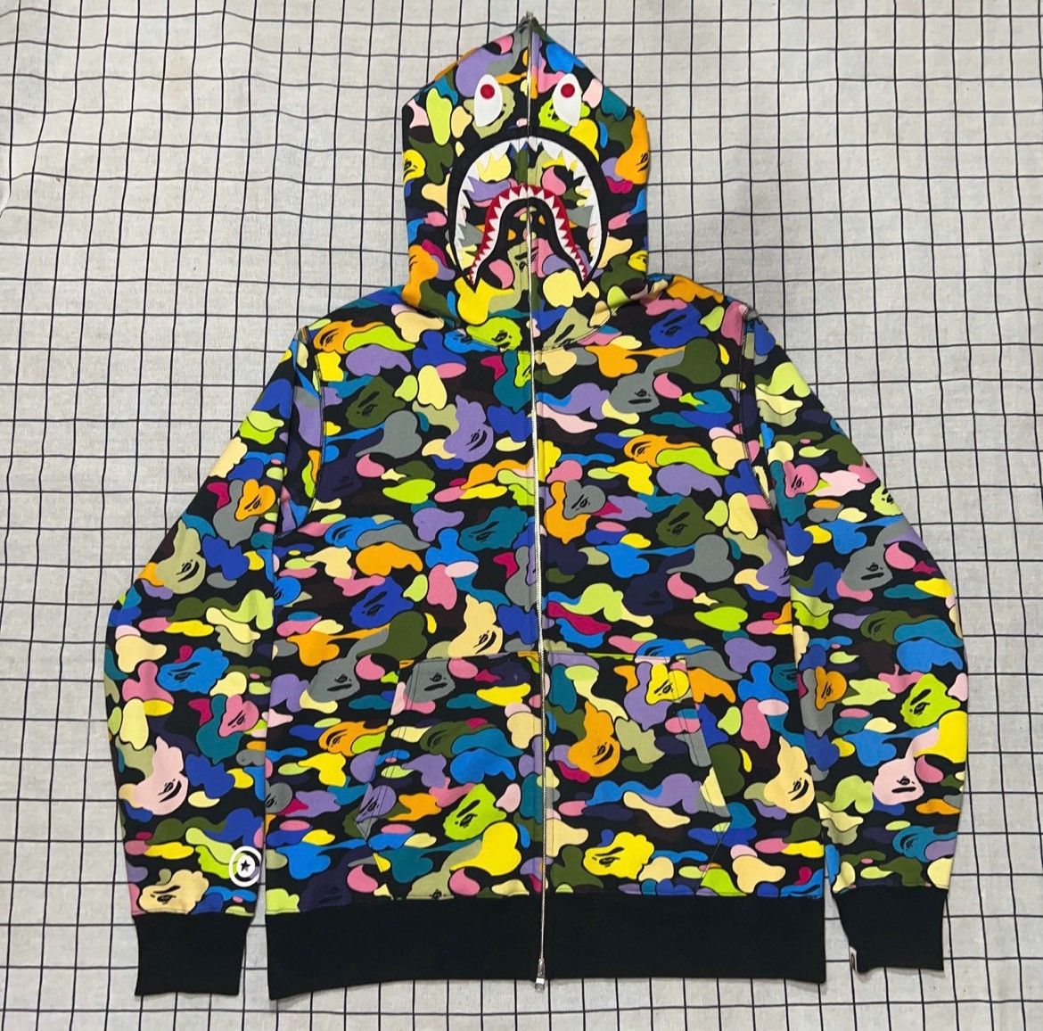 Bape Bape Shark Multi Hoodie xxl Men Size US XXL / EU 58 / 5 - 1 Thumbnail