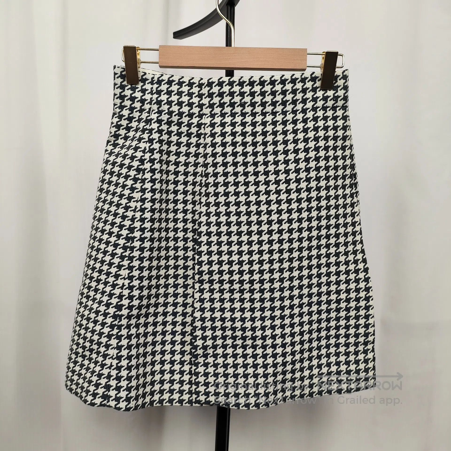 Dior Dior Classic Black and White Houndstooth Skirt Size 36| Size 35" - 2 Thumbnail