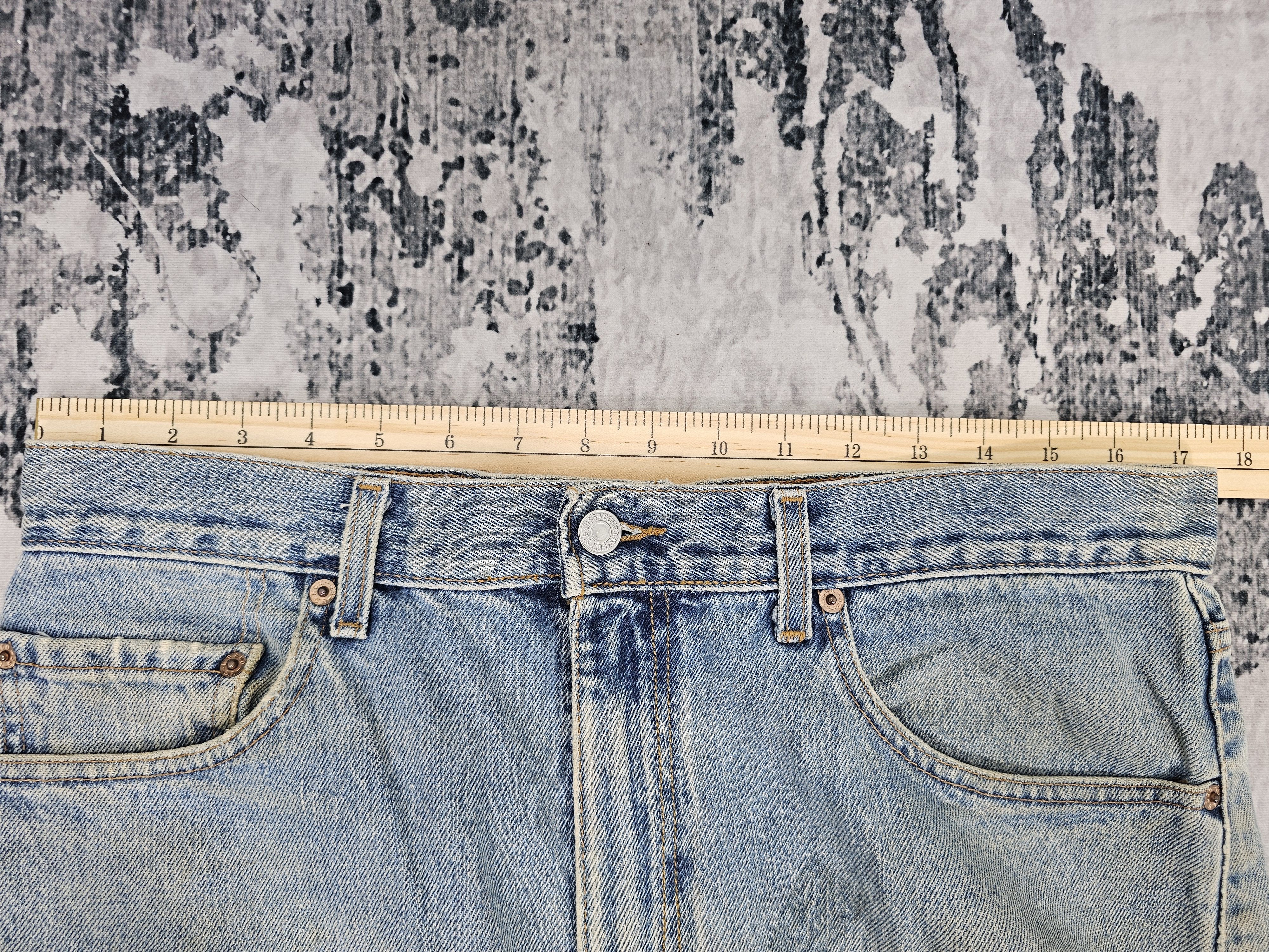 Levi's Vintage Clothing Vtg 90's LEVIS 505 Regular Fit Stain Blue Jeans L0560 Size US 34 / EU 50 - 18 Thumbnail