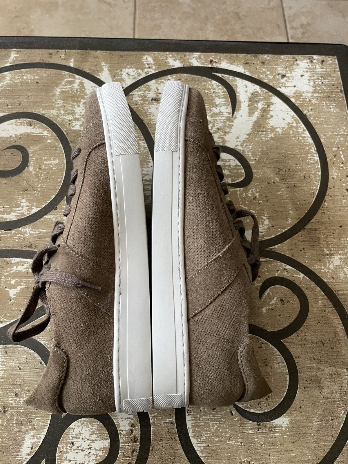 Trask Aaron Suede lace up Fashion sneaker nwob Size US 9.5 / EU 42-43 - 10 Thumbnail