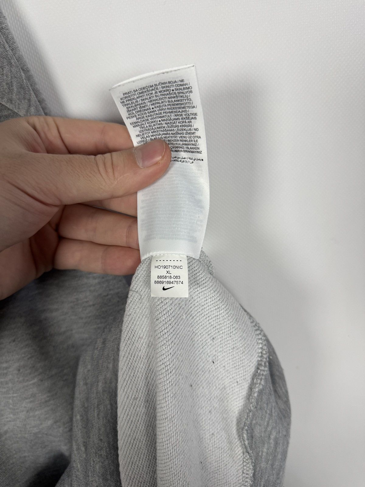 Nike Men’s Nike Swoosh Training Dry-Fit Hoodie Gray Big Logo XL Size US XL / EU 56 / 4 - 10 Thumbnail