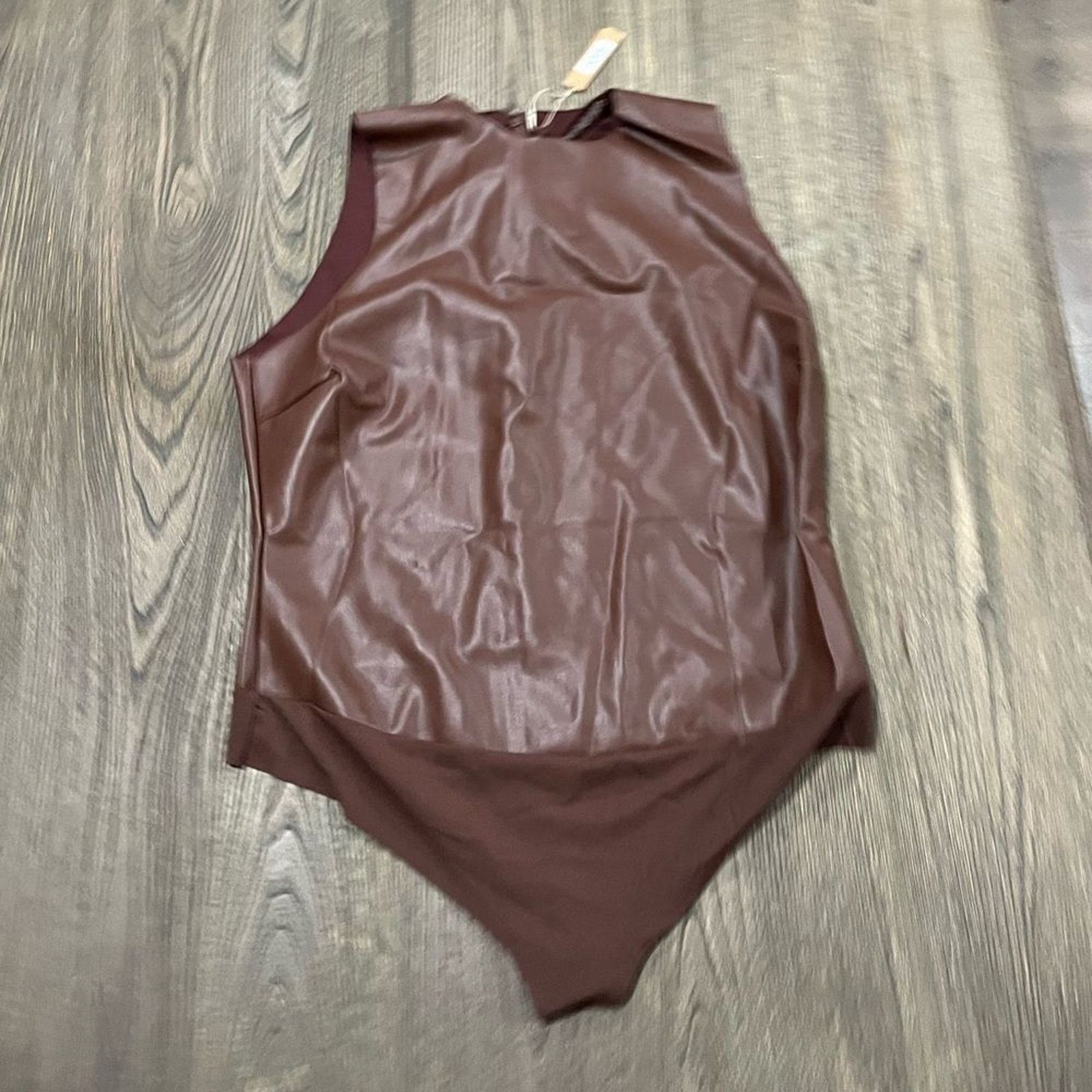 SKIMS NWT Skims Faux Leather Crew Neck Bodysuit Cocoa Size 3X Size 3XL / US 20-22 - 1 Thumbnail