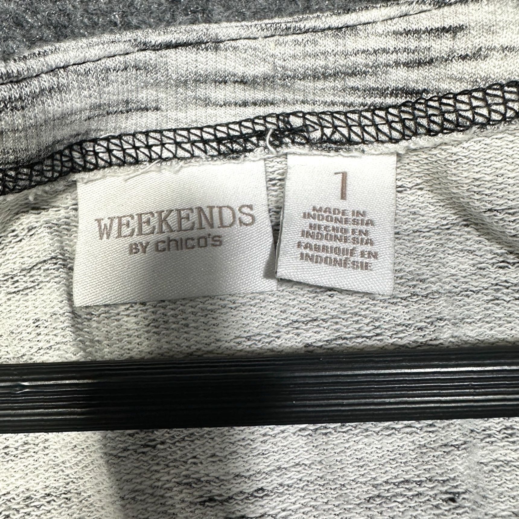 Vintage Chico's Weekends Top Womens Medium Cotton Stretch 3/4 Sleeve Lace Tie Neck Gray Heathered Pullover T-Shirt Size M / US 6-8 / IT 42-44 - 5 Thumbnail
