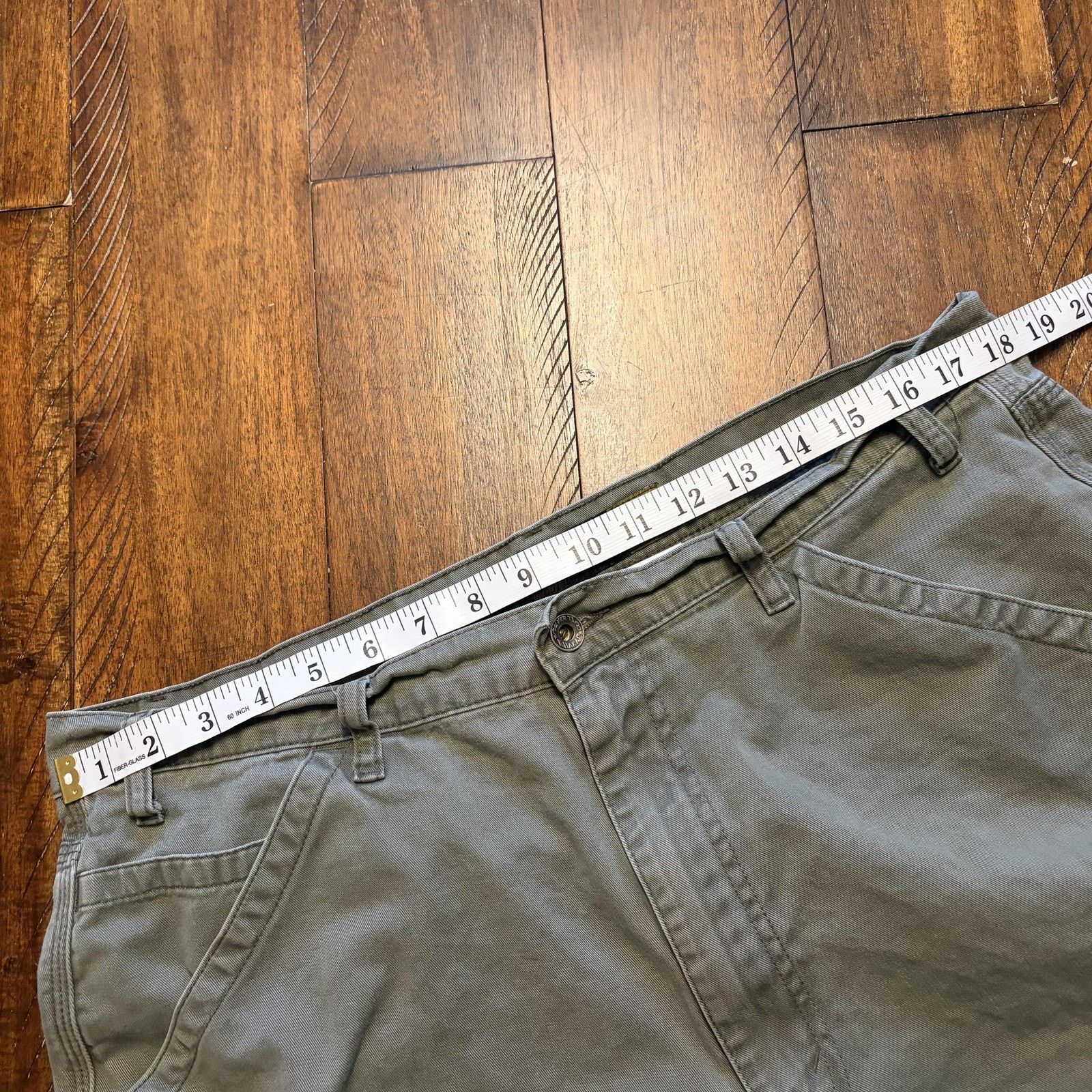 Levi's Vintage Levis SilverTab Shorts Mens 36 Green 11 Inseam 90s Size US 36 / EU 52 - 7 Thumbnail