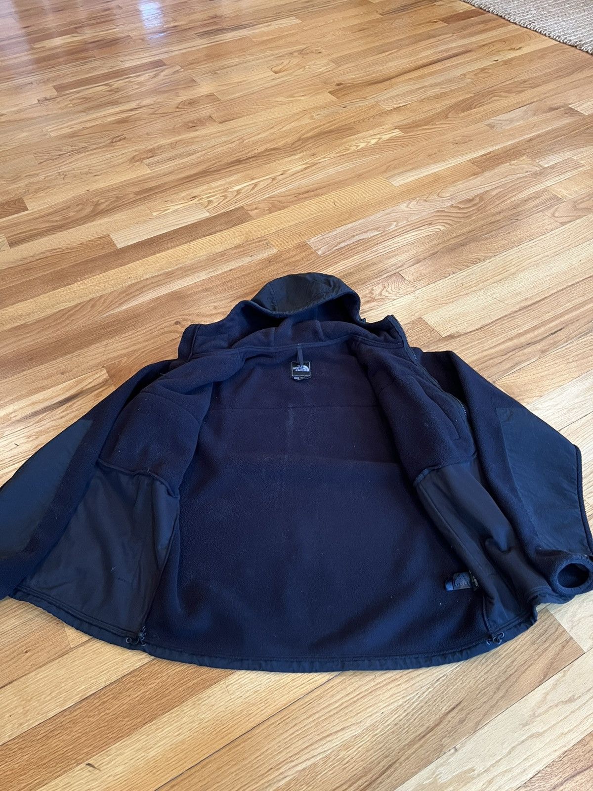 The North Face North Face Jacket size Medium (black) Size US M / EU 48-50 / 2 - 4 Thumbnail