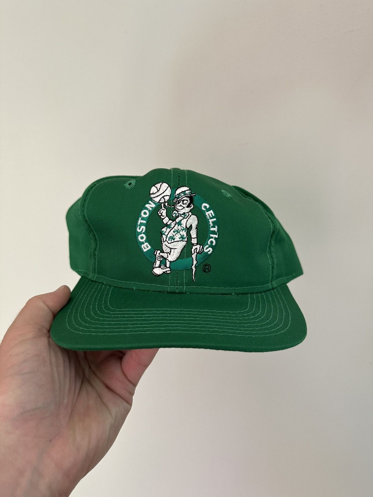 NBA × Vintage Vintage Boston Celtics Snapback Hat Size ONE SIZE - 1 Thumbnail