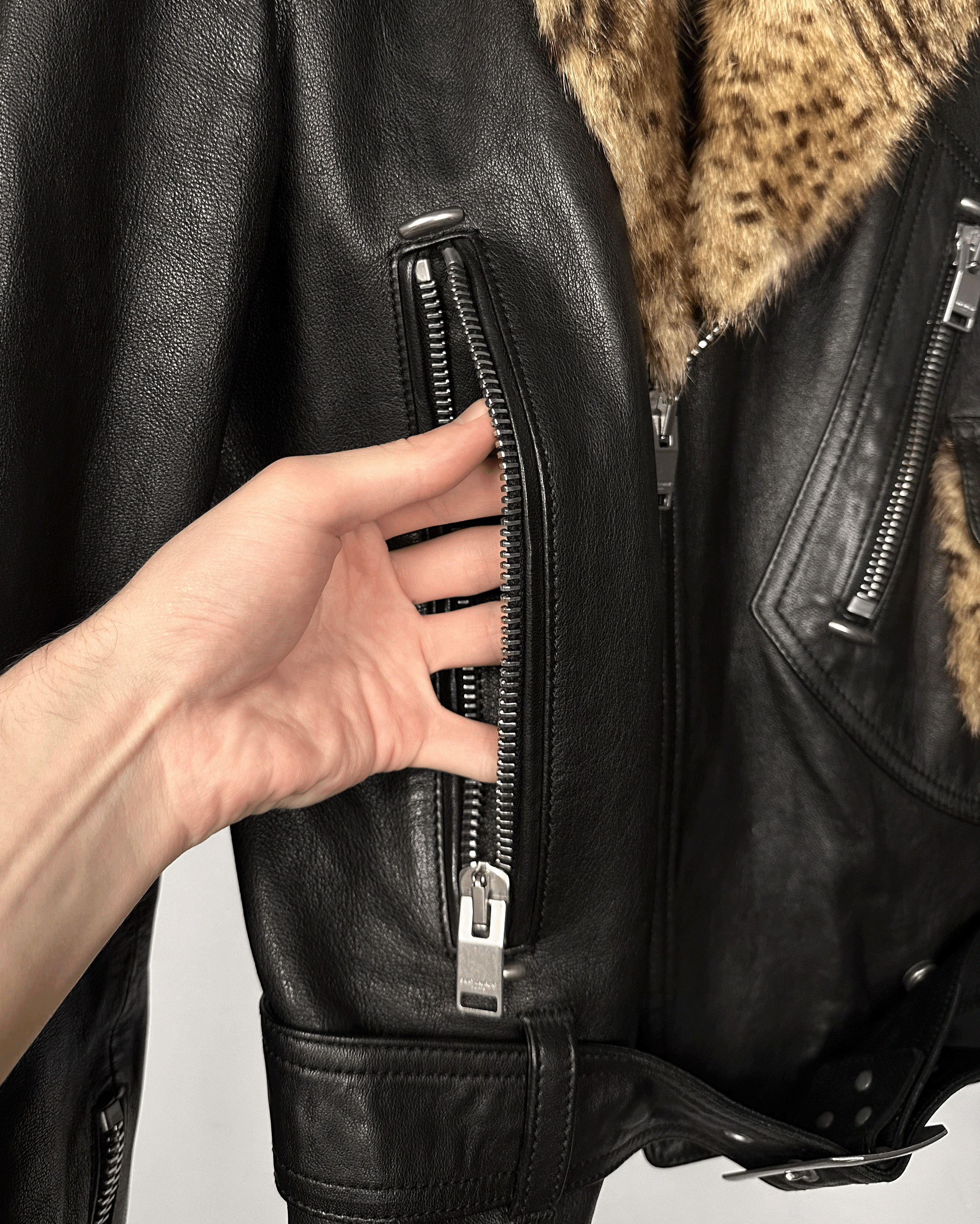 Saint Laurent Paris Saint Laurent Tiger Fur Details Leather Biker Jacket Size US S / EU 44-46 / 1 - 4 Thumbnail