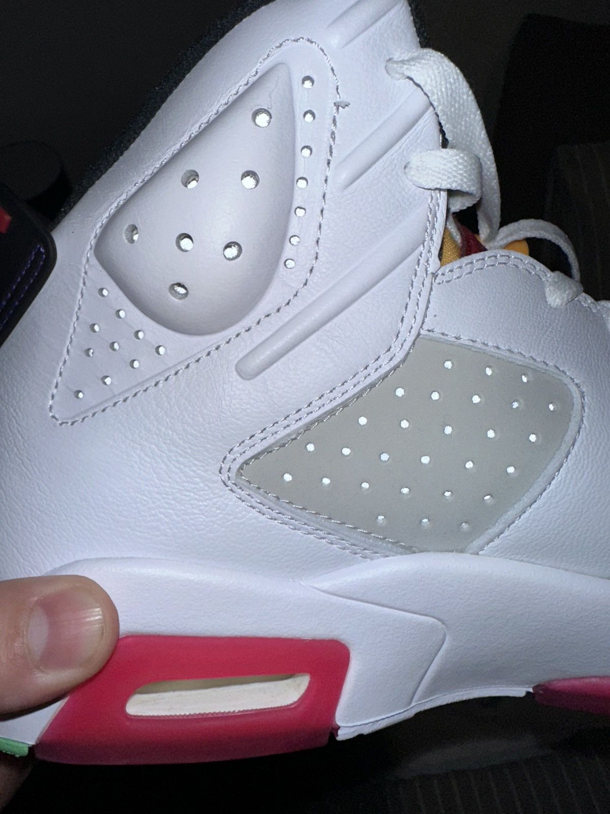 Jordan Brand Jordan 6’s “Hare” Retro (2020) Size US 10 / EU 43 - 2 Thumbnail