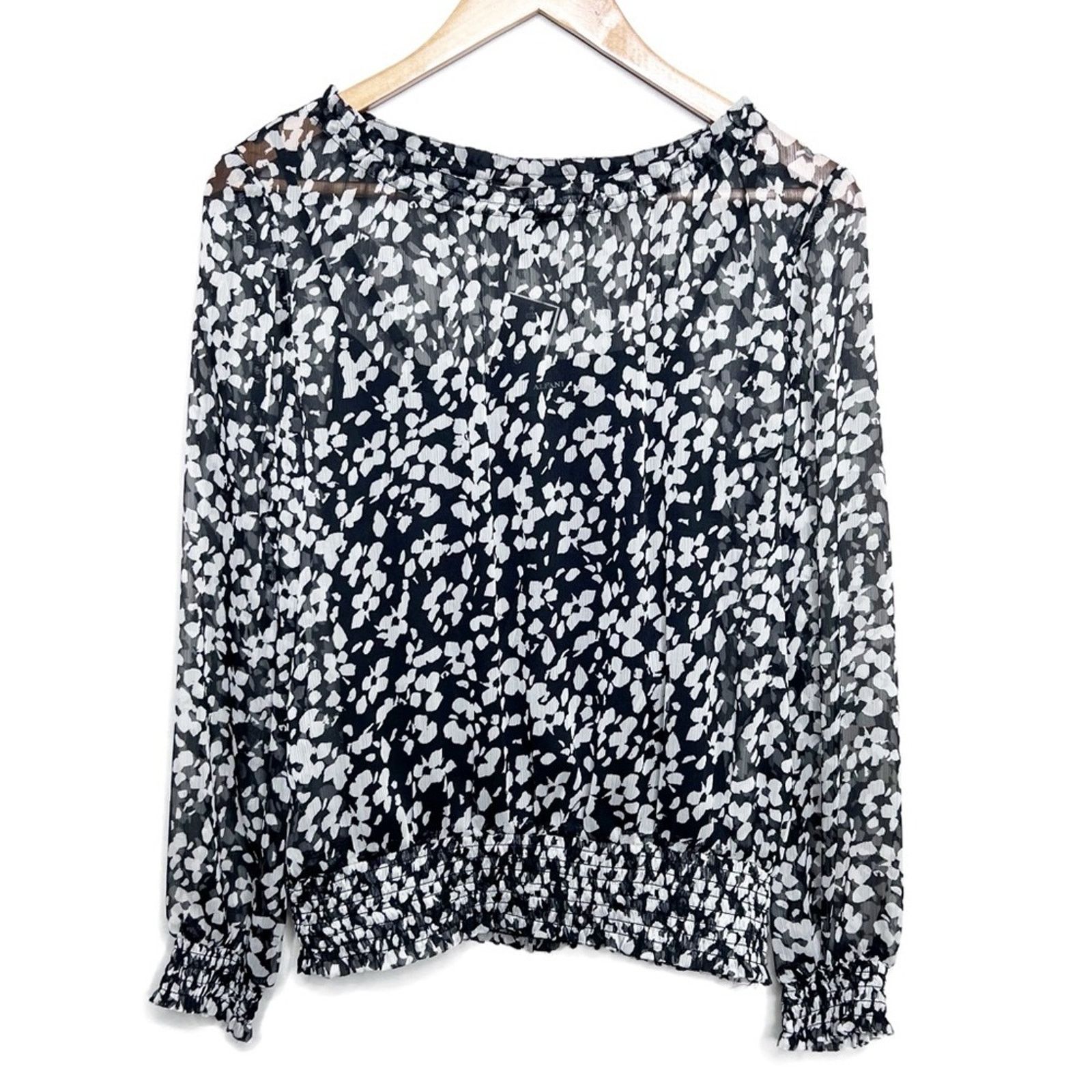 Alfani New with Tag Alfani Women's Floral Long Sleeve Ruffle Blouse Size S / US 4 / IT 40 - 2 Thumbnail