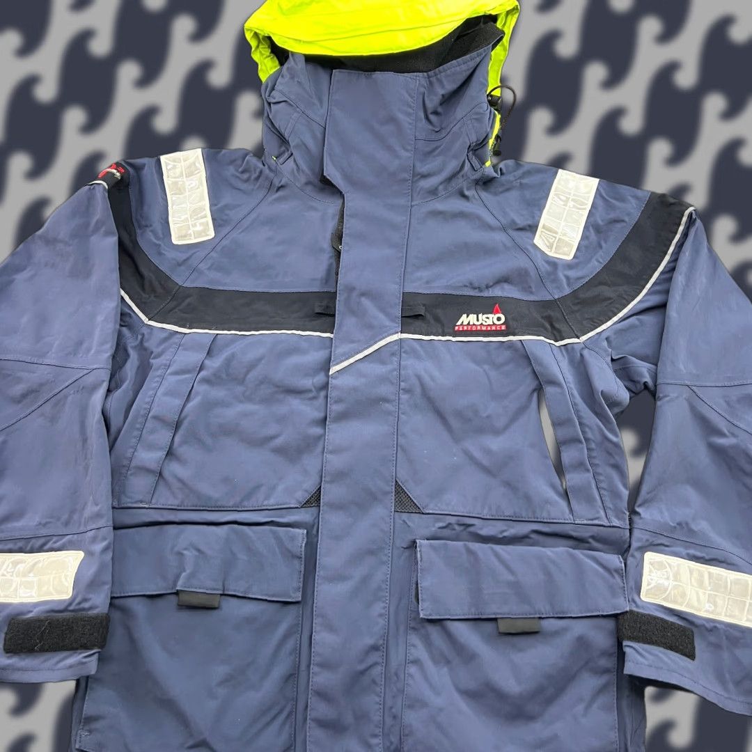 Musto Musto Performance Yachting Jacket Mens Medium Sailing Hooded Waterproof Offshore Weather Windbreaker Navy Blue Jacket Mens Size US M / EU 48-50 / 2 - 1 Thumbnail