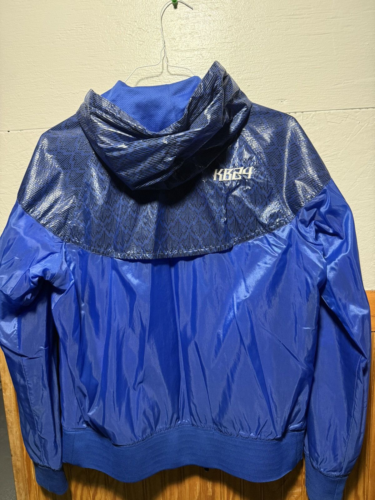 NBA × Nike KB24 Reflective Holographic Jacket Size US M / EU 48-50 / 2 - 4 Thumbnail