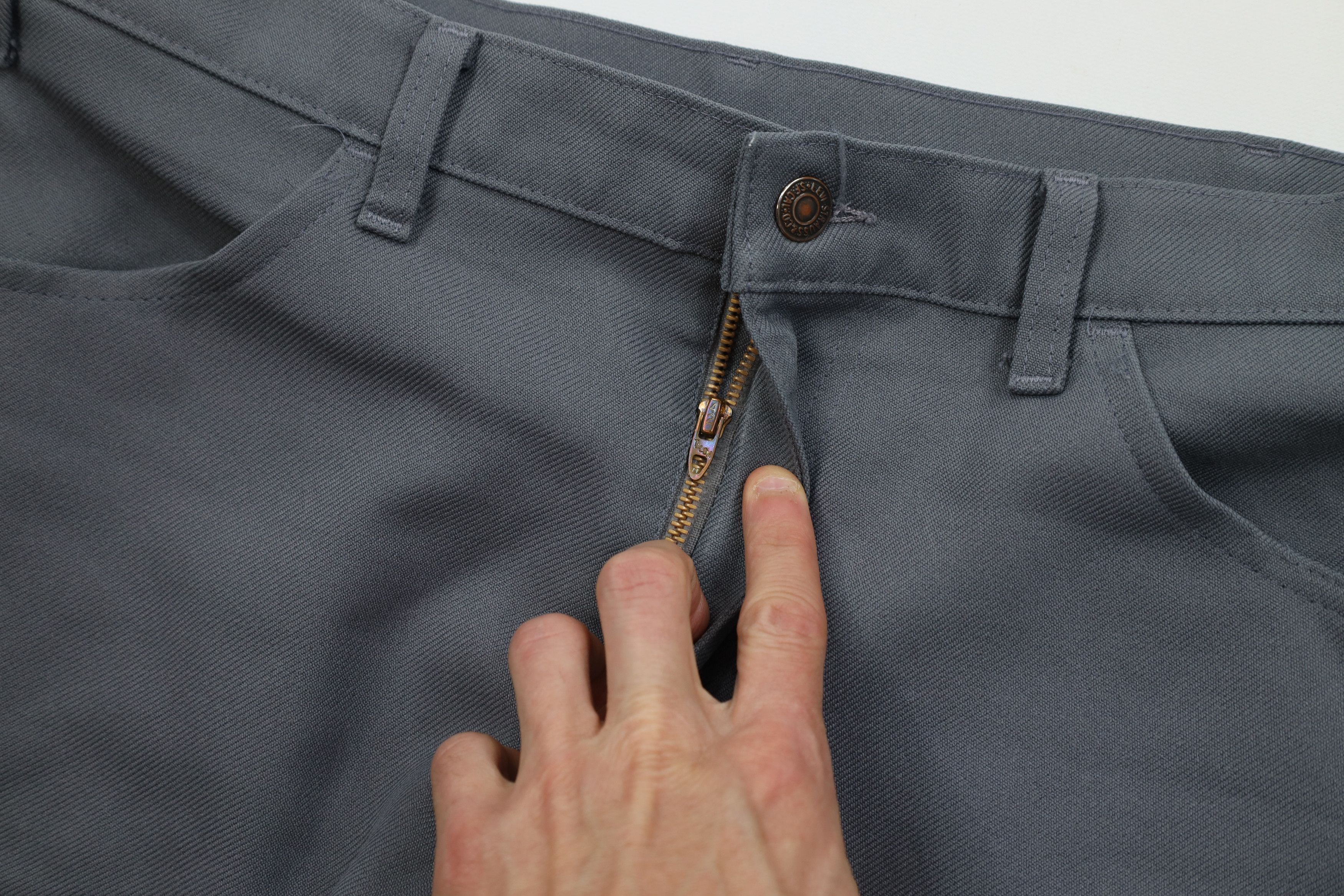 Levi's Vintage 70s Levis Flared Wide Leg Chino Pants Gray USA Size US 36 / EU 52 - 8 Thumbnail