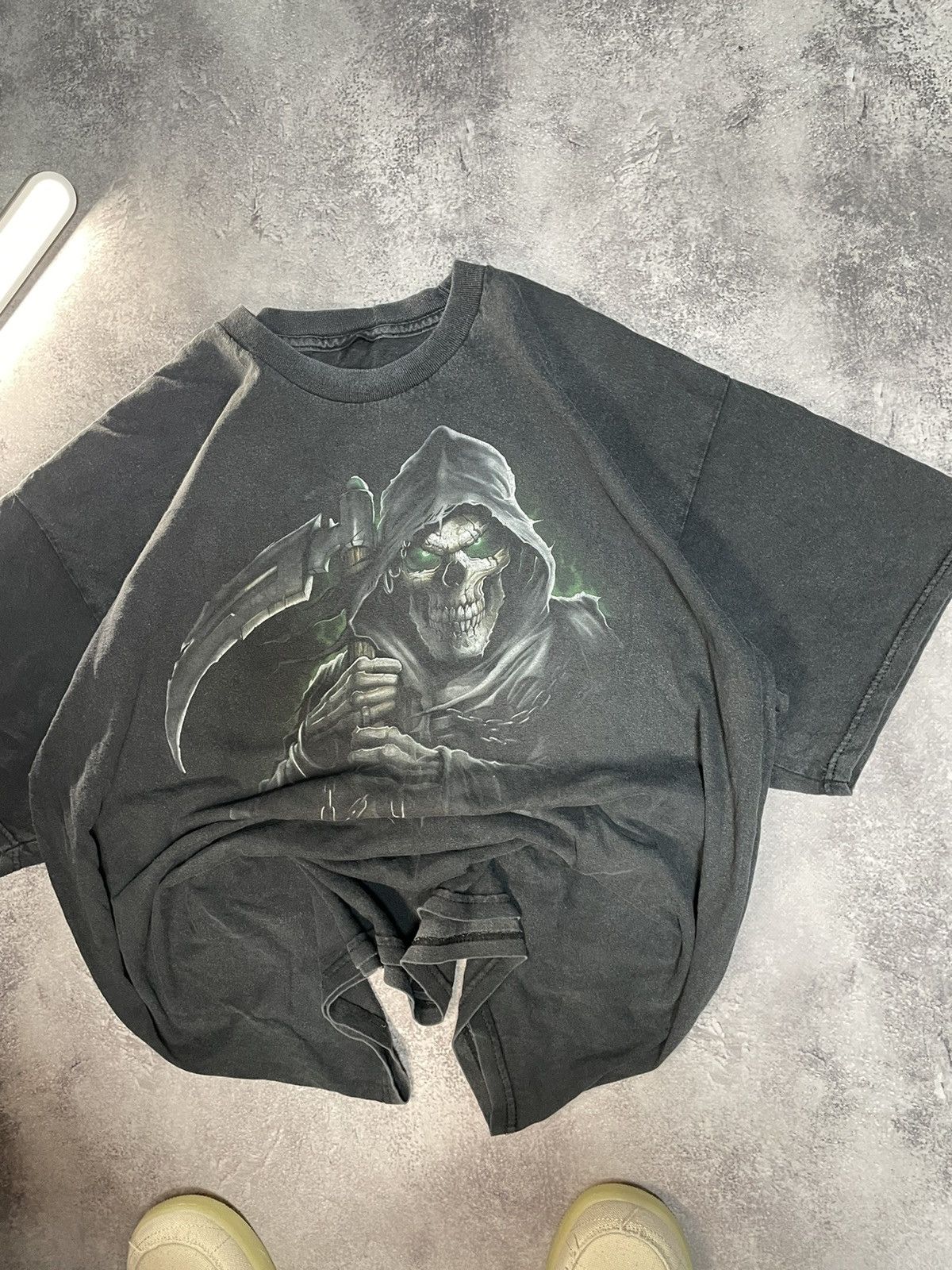 basketcase gallery VTG Y2K FADE Mallgoth Grunge Grim Reaper Skull TEE SIZE L Size US L / EU 52-54 / 3 - 3 Thumbnail