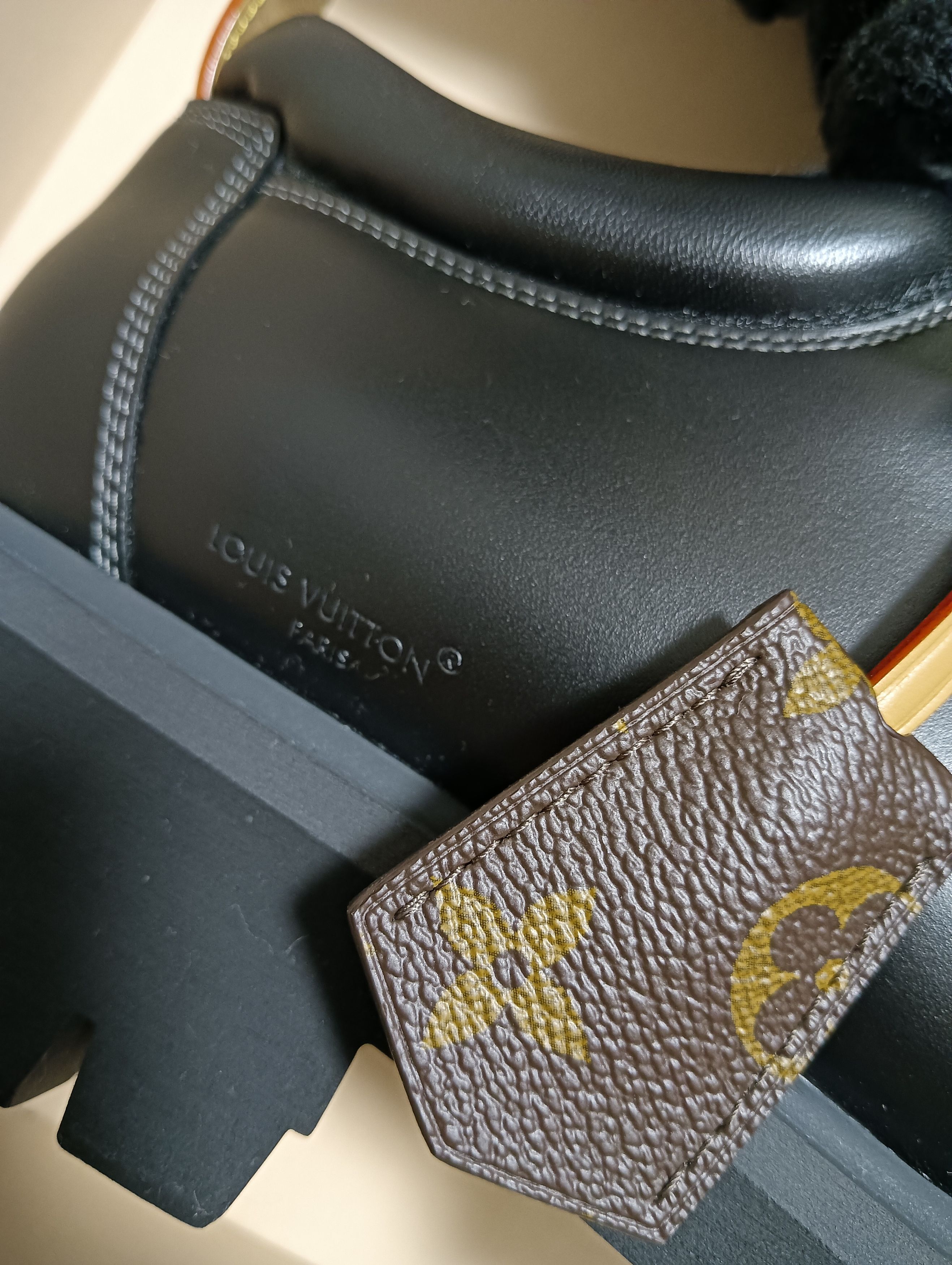 Louis Vuitton × Nigo Remix Derby Size US 11 / EU 44 - 3 Thumbnail