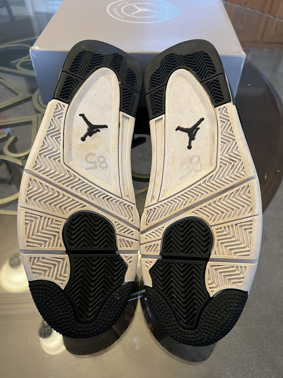 Jordan Brand Jordan 4 Retro Royalty Size US 11 / EU 44 - 11 Thumbnail