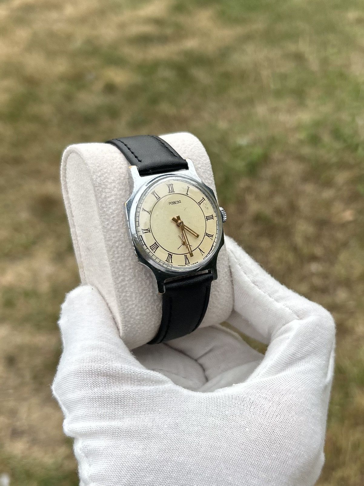 Vintage Vintage Watch Pobeda Made in USSR Soviet Mechanical 1980s Size ONE SIZE - 3 Thumbnail