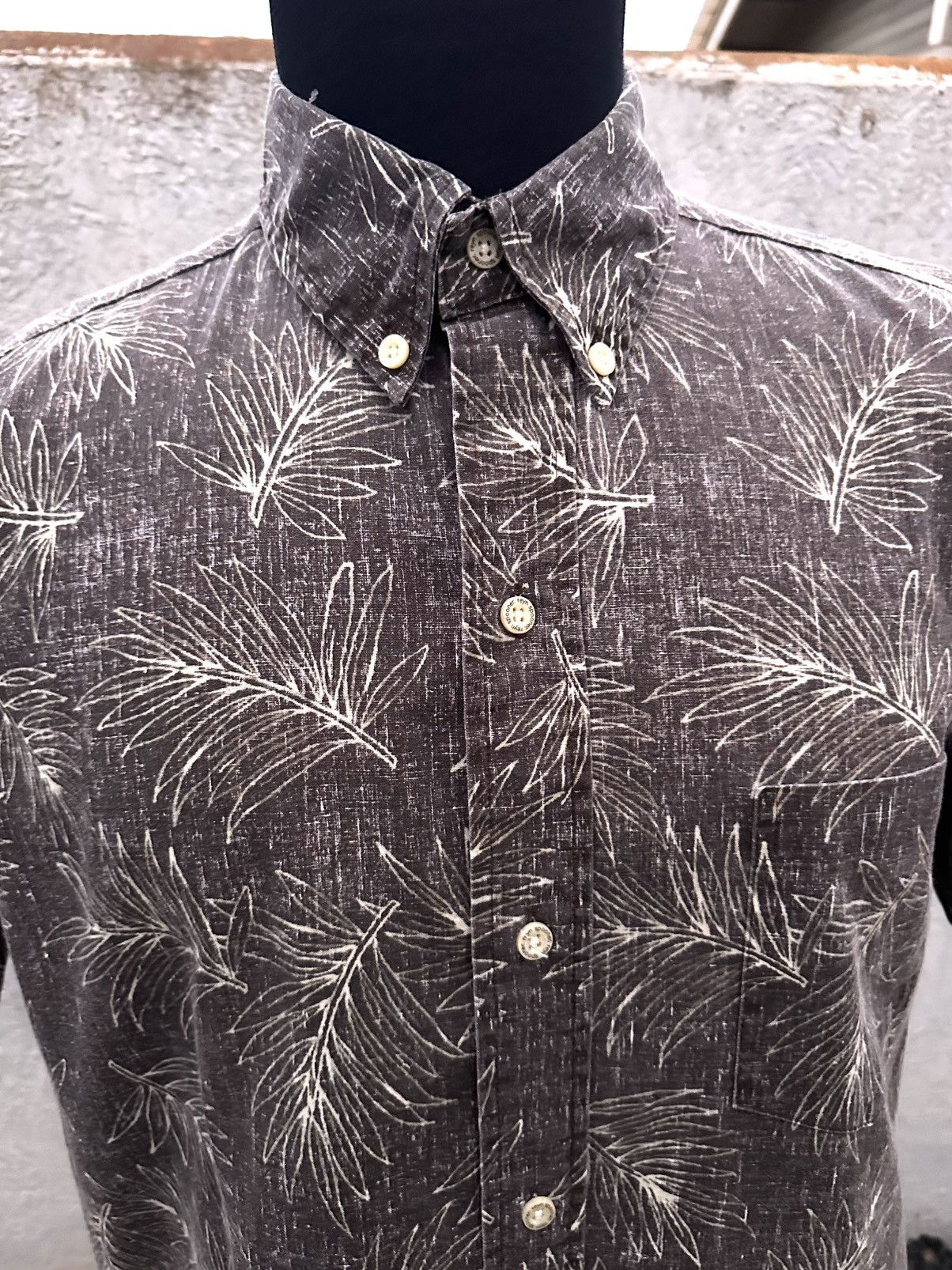 Reyn Spooner Reyn Spooner Hawaiian Print Black Full Button Men's Medium Size US M / EU 48-50 / 2 - 3 Thumbnail