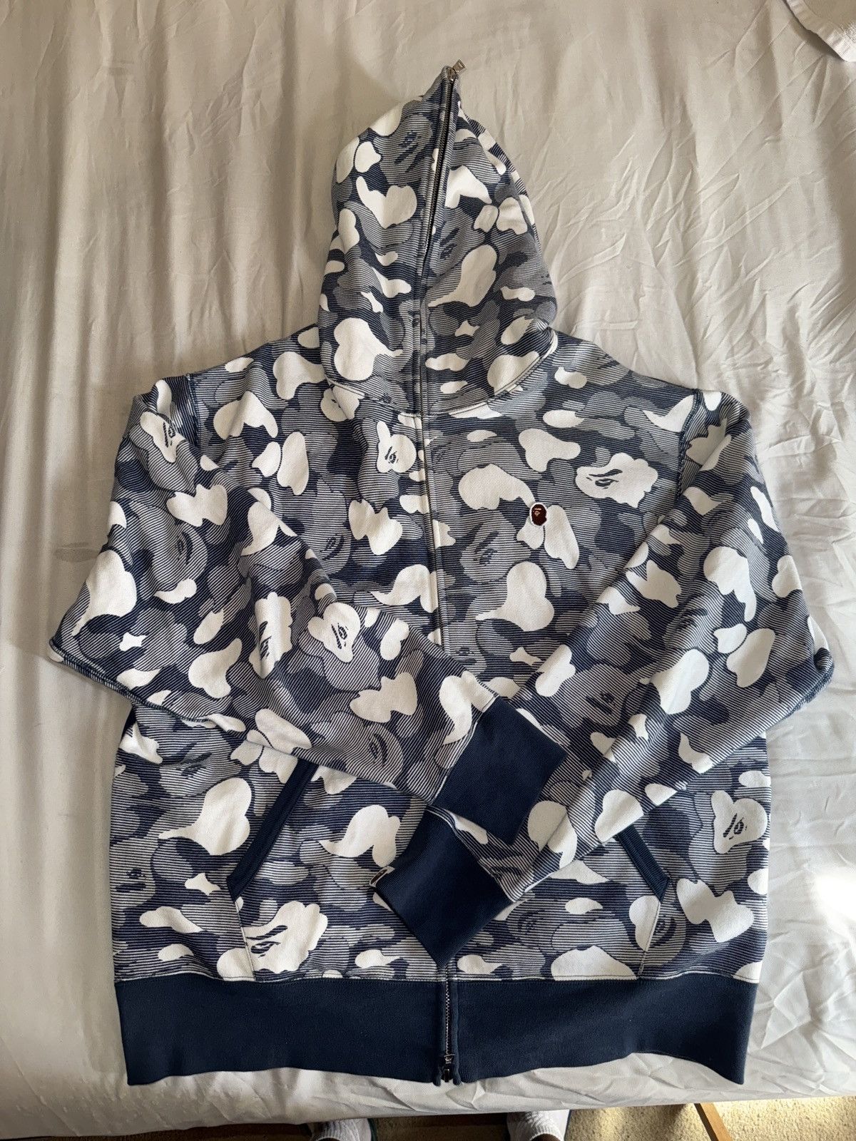 Bape A Bathing Ape Camo Hoodie Size US L / EU 52-54 / 3 - 1 Thumbnail