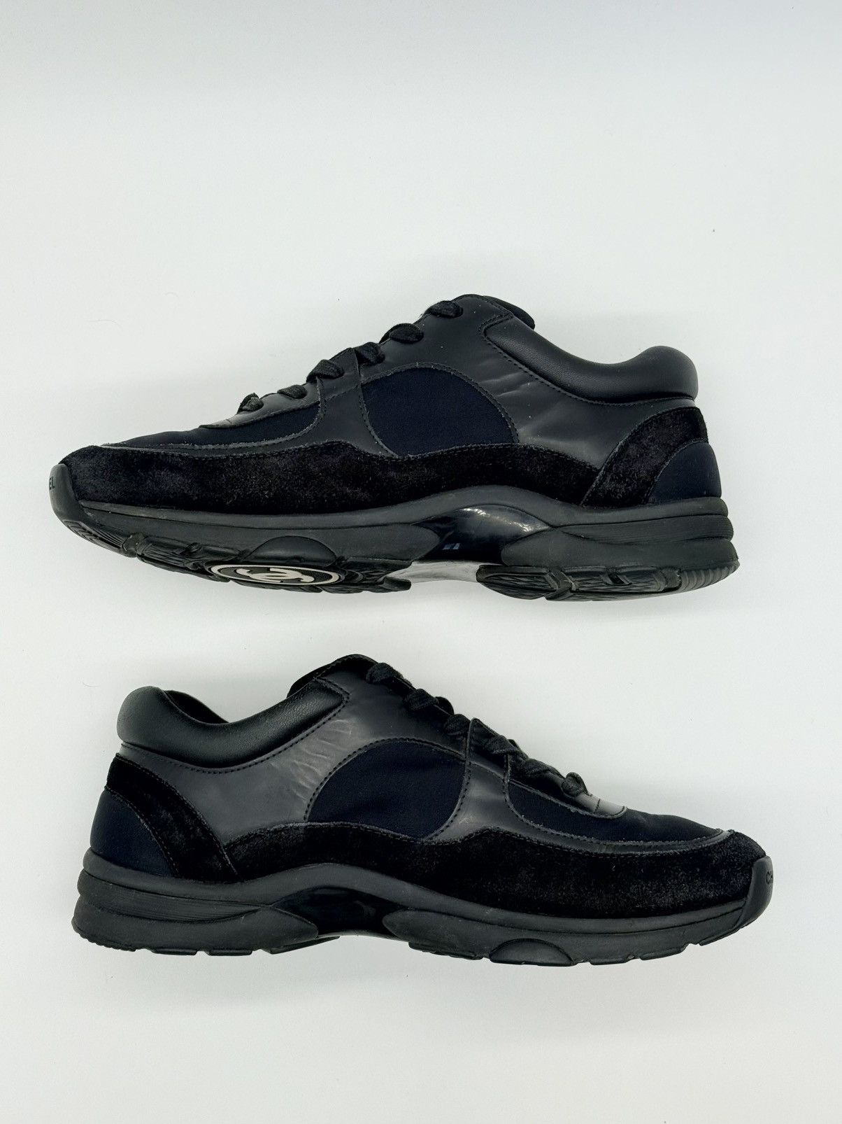 Chanel Size 10 - CHANEL CC Logo Low Black Size US 10 / EU 43 - 3 Thumbnail