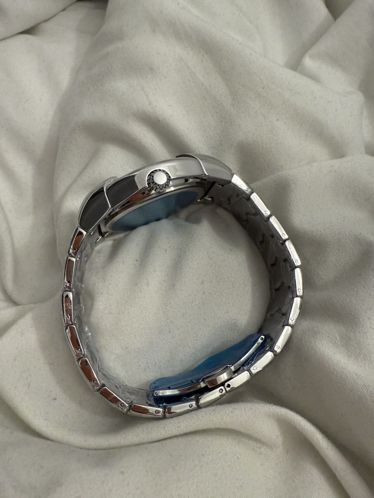 Vintage Futuristic Y2K Liquid Metal Armoured Watch stainless steel Size ONE SIZE - 7 Thumbnail