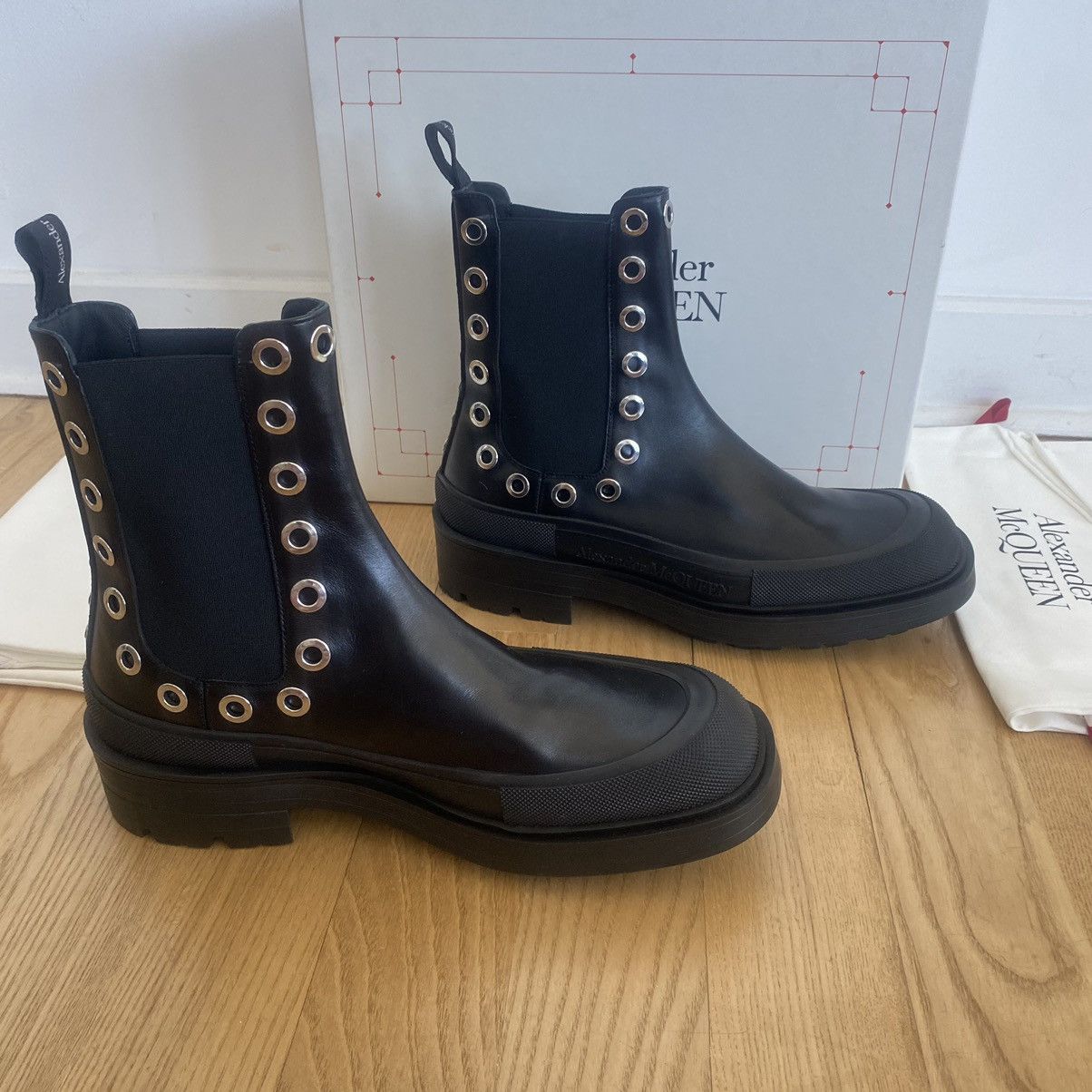 Alexander McQueen Alexander McQueen Studded Combat Chelsea Boots Moto 45 Size US 12 / EU 45 - 6 Thumbnail