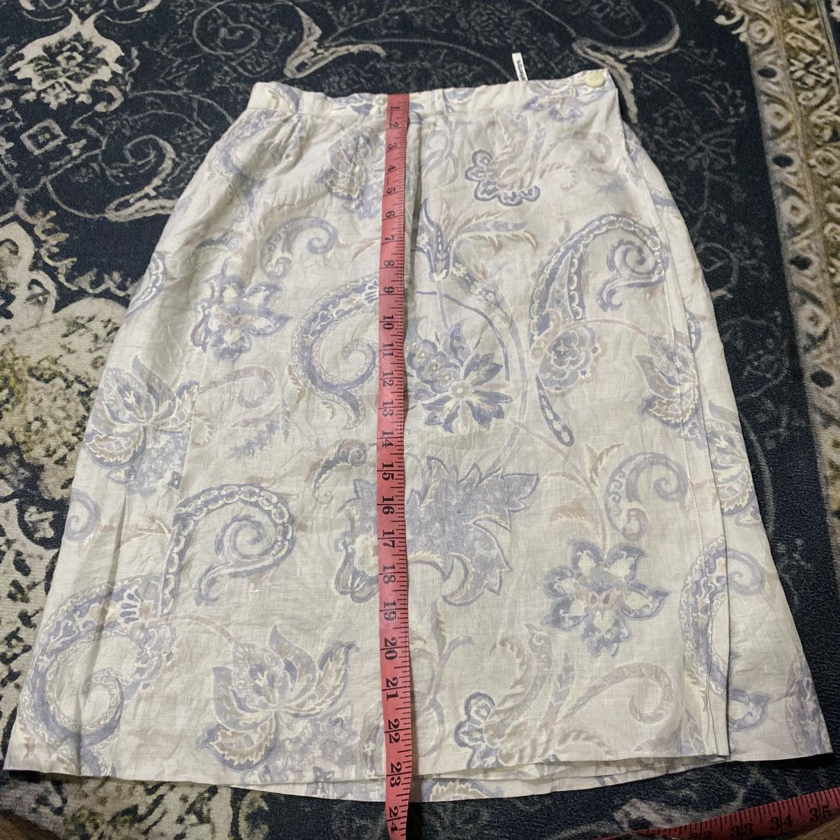 Burberry Vintage Burberry Floral Mini Skirt Made in Italy / Size 9 Size 26" / US 2 / IT 38 - 18 Thumbnail