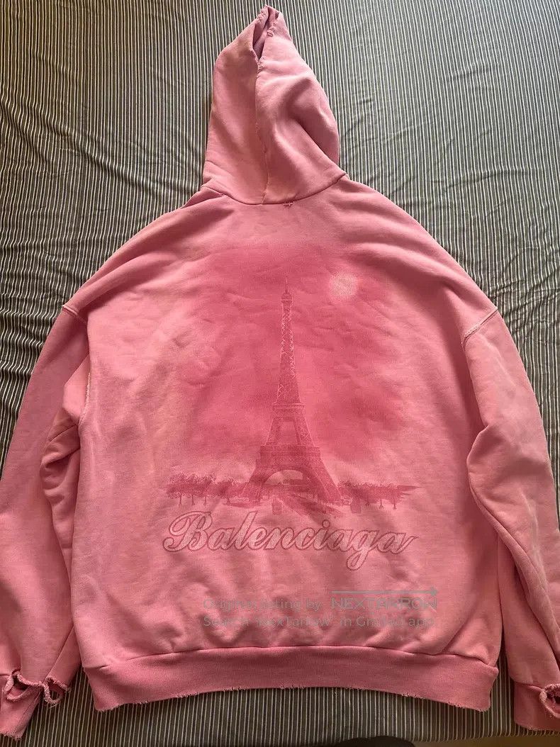 Balenciaga Balenciaga Eiffel Tower Sweatshirt Size US S / EU 44-46 / 1 - 1 Thumbnail