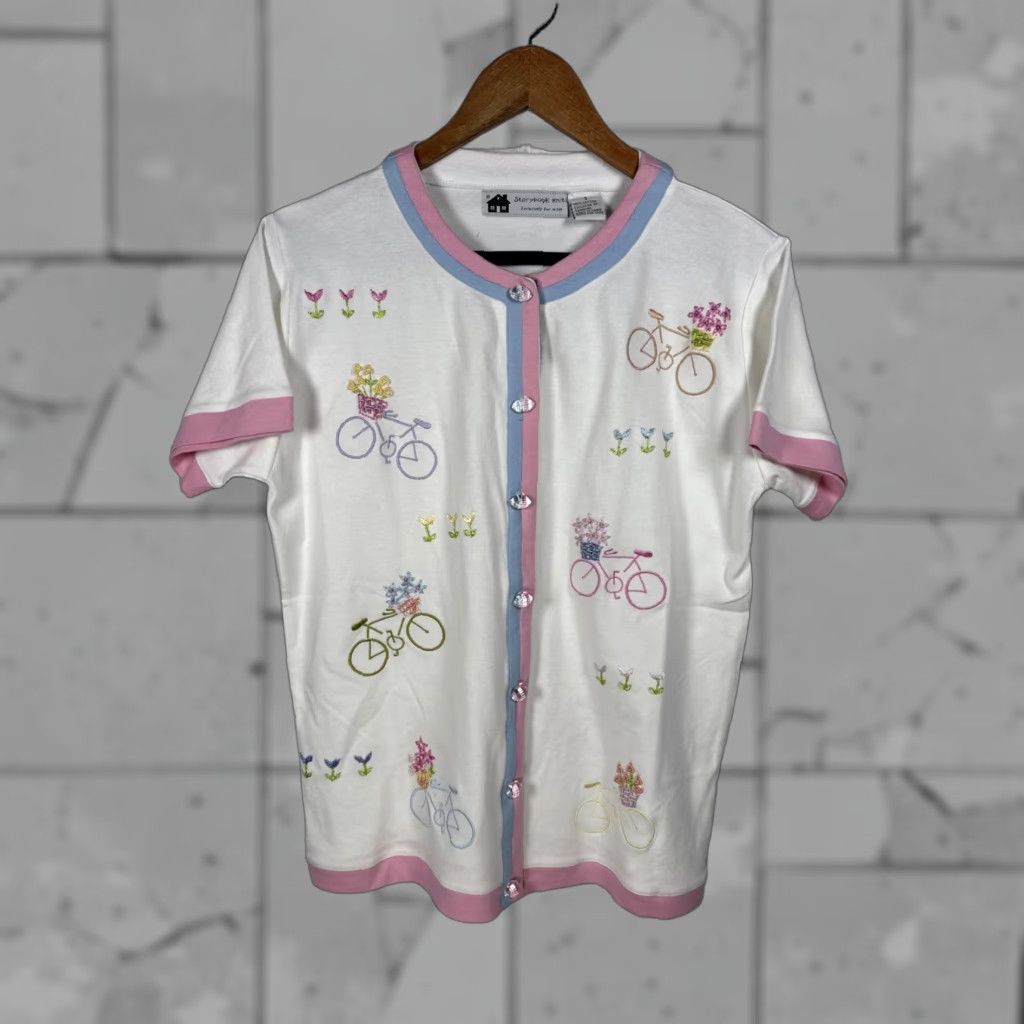 Vintage VINTAGE Storybook Knits Sweater Shirt Embroidered Cardigan Womens S White Size S / US 4 / IT 40 - 1 Thumbnail