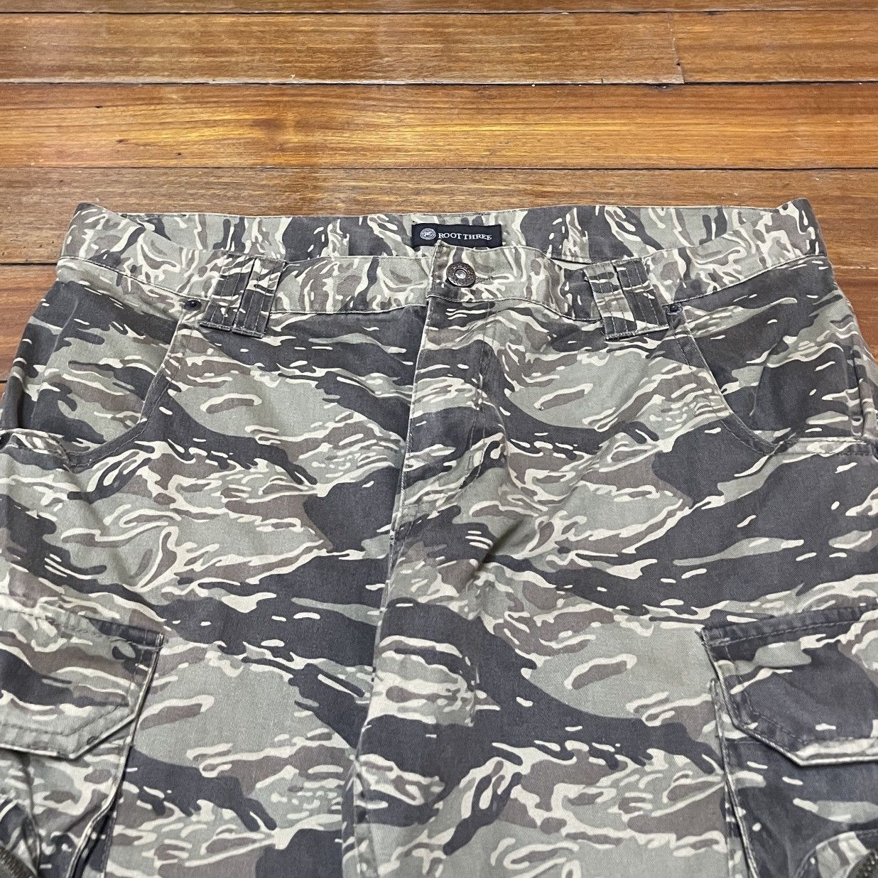 Japanese Brand Rare Vintage The Root Three Tiger Stripe Flared Pants 2000s Size US 35 - 3 Thumbnail