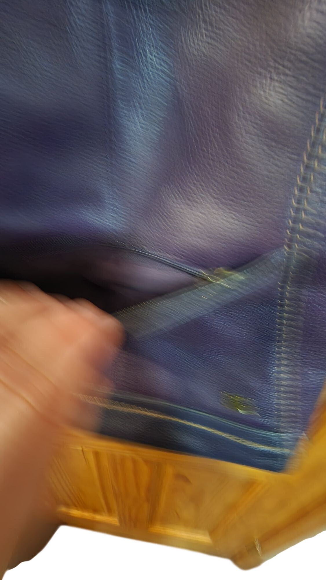 The Sak The Sak Lucia leather crossbody bag in a dark purple Size ONE SIZE - 5 Thumbnail