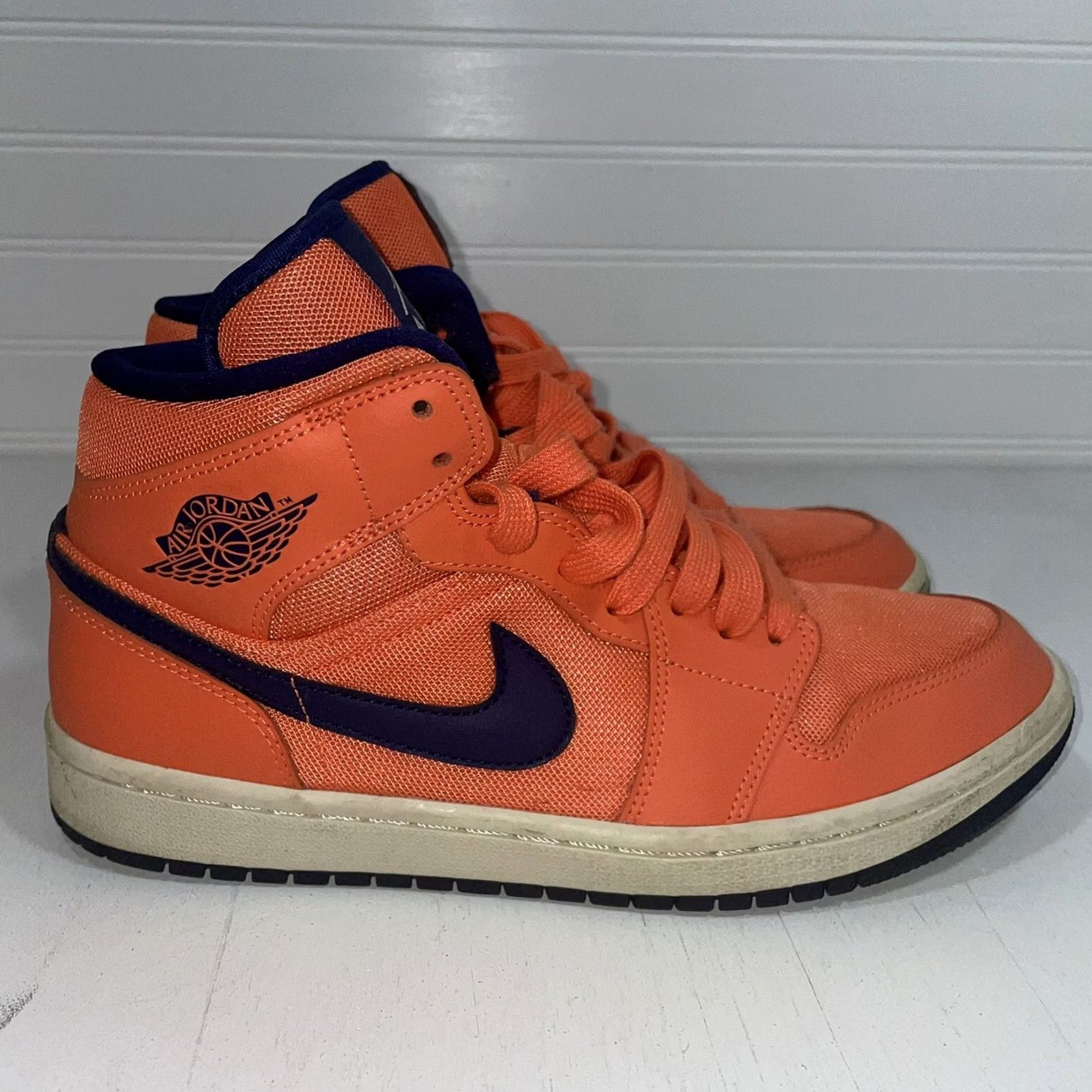 Jordan Brand Nike Air Jordan 1 Mid Turf Women sz 9.5 Turf Orange Blue CD7240 804 2018 Shoes Sneaker Casual Activewear Womens Size ONE SIZE - 3 Thumbnail