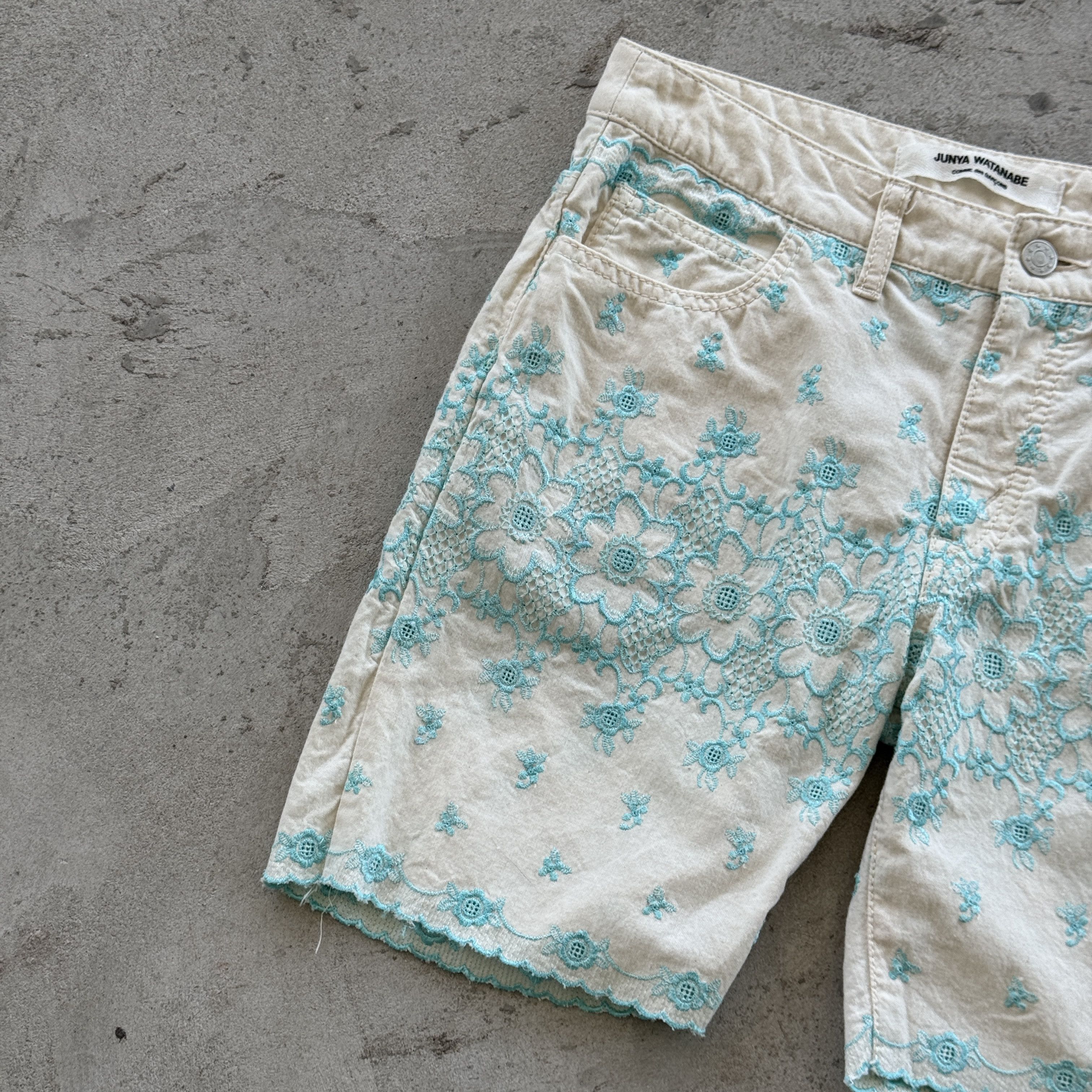 Junya Watanabe Junya Watanabe Comme Des Garcons Floral Lace Shorts Size S Size 30" / US 8 / IT 44 - 3 Thumbnail