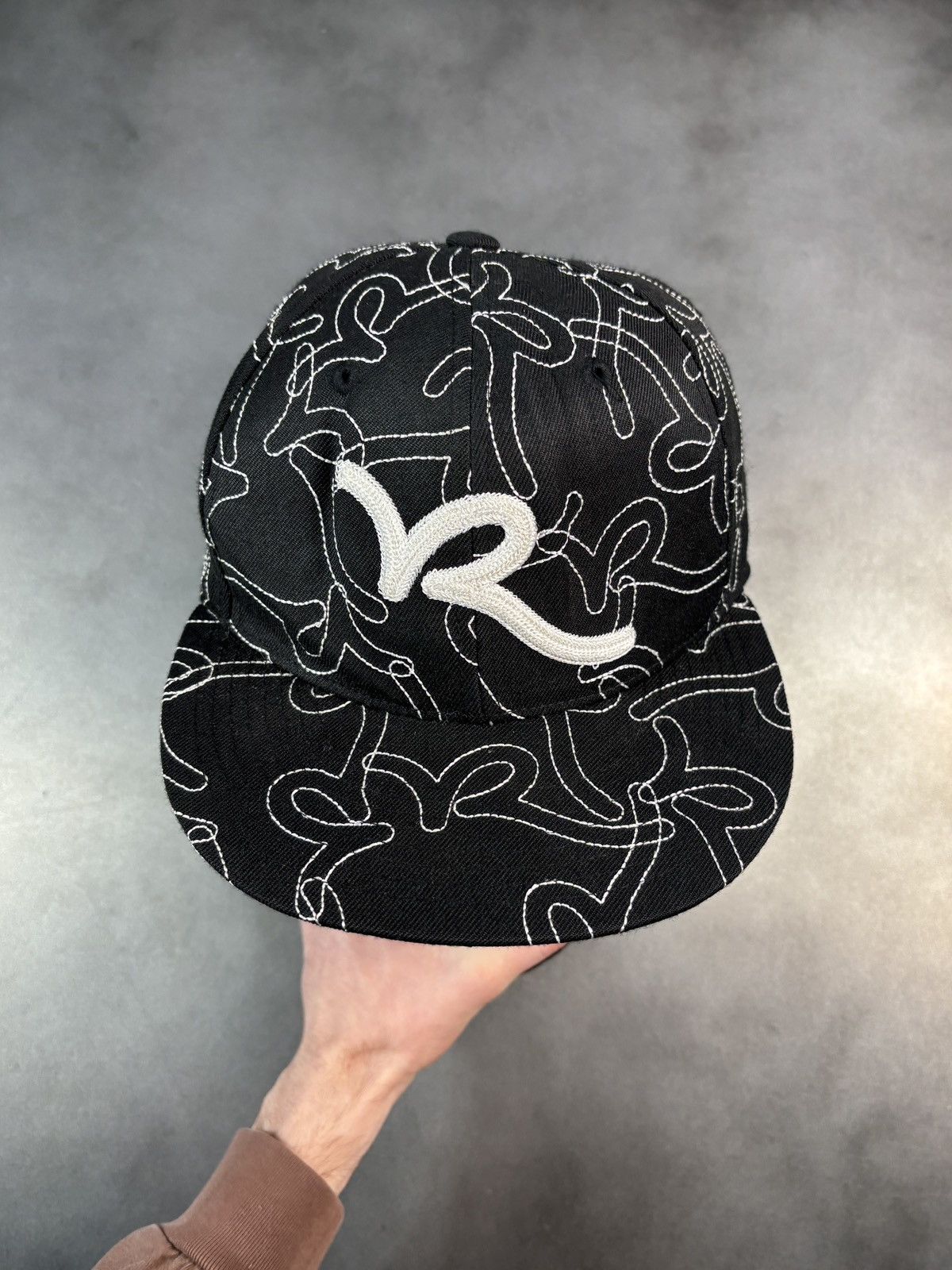 Rocawear × Vintage Vintage Rocawear Fitted Cap 7 1/2 Flat Brim 2000s 1990s Y2K Size ONE SIZE - 2 Thumbnail