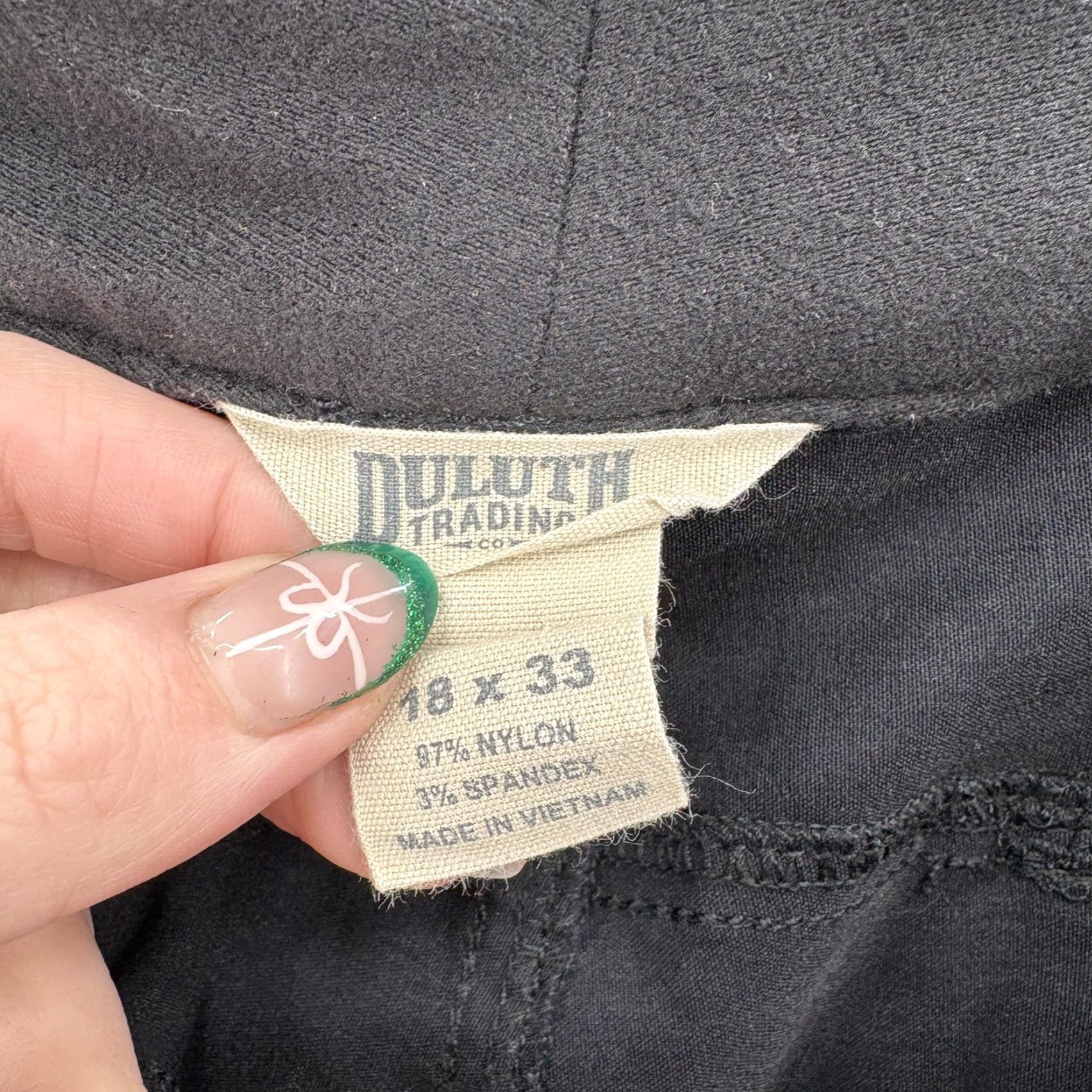 Duluth Trading Company VINTAGE? No. Duluth Trading Co Duluth Flex Dry on the Fly Convertible Bootcut Pants Womens 18 Black Stretch Size 40" / US 18 - 4 Thumbnail