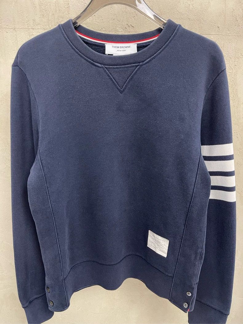 Thom Browne Thom browne Dark blue four-striped round-neck sweatshirt 25 Size US S / EU 44-46 / 1 - 3 Thumbnail