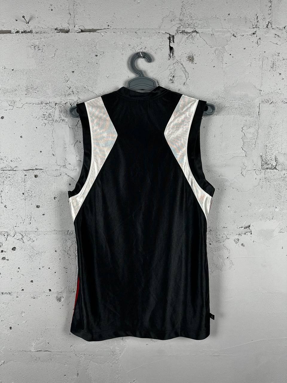 Jordan Brand × Nike × Vintage Nike Tank Top Jordan Vintage Mini Center Logo Y2k Style Size US S / EU 44-46 / 1 - 9 Thumbnail