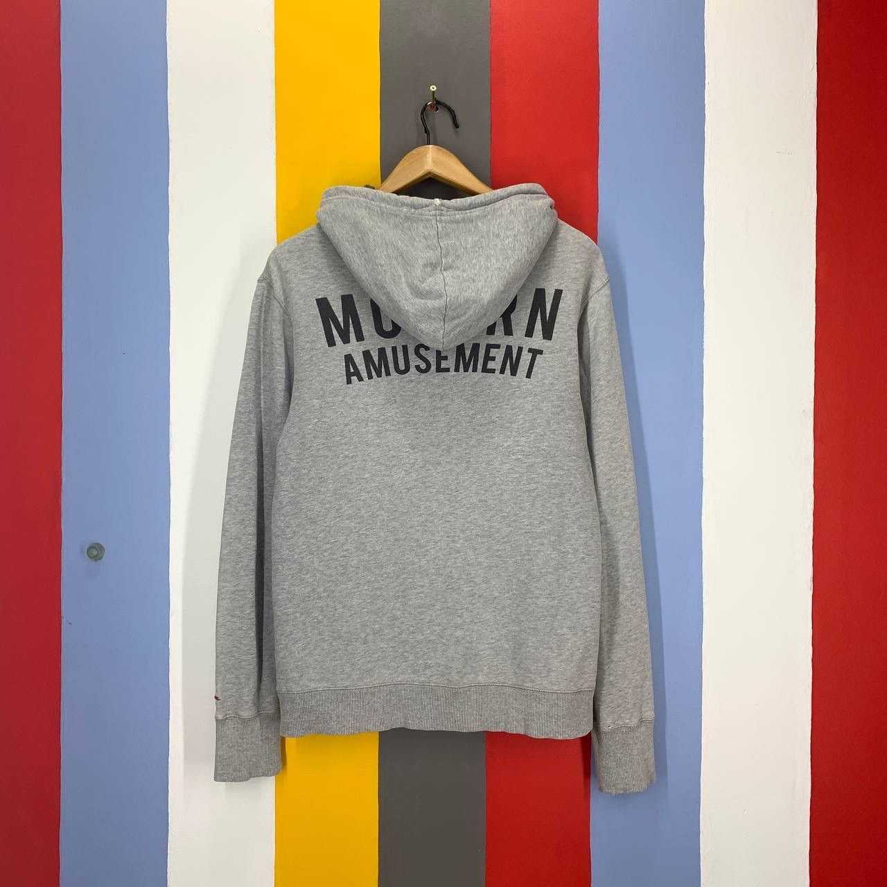 Modern Amusement MODERN AMUSEMENT Hoodie Pullover #2060/15 Size US M / EU 48-50 / 2 - 13 Thumbnail