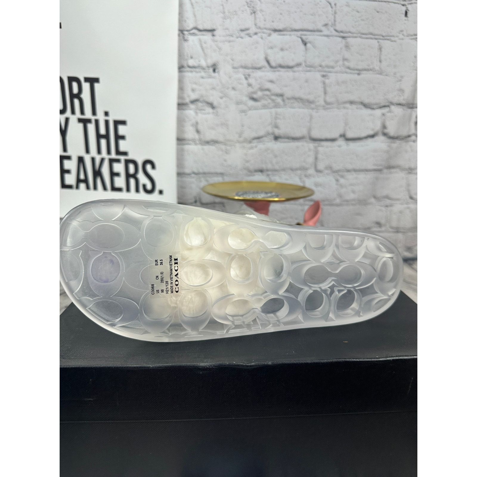 Coach Coach Brand Ulyssa Clear Rubber Slides Slippers Womens 9 Size US 9 / IT 39 - 7 Thumbnail