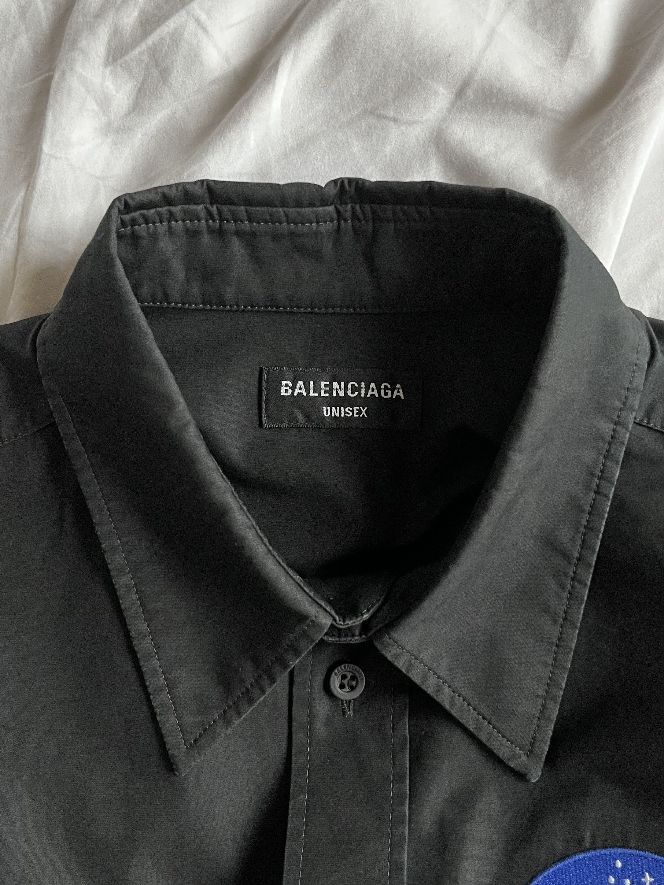 Balenciaga Balenciaga NASA button shirt Size US S / EU 44-46 / 1 - 6 Thumbnail