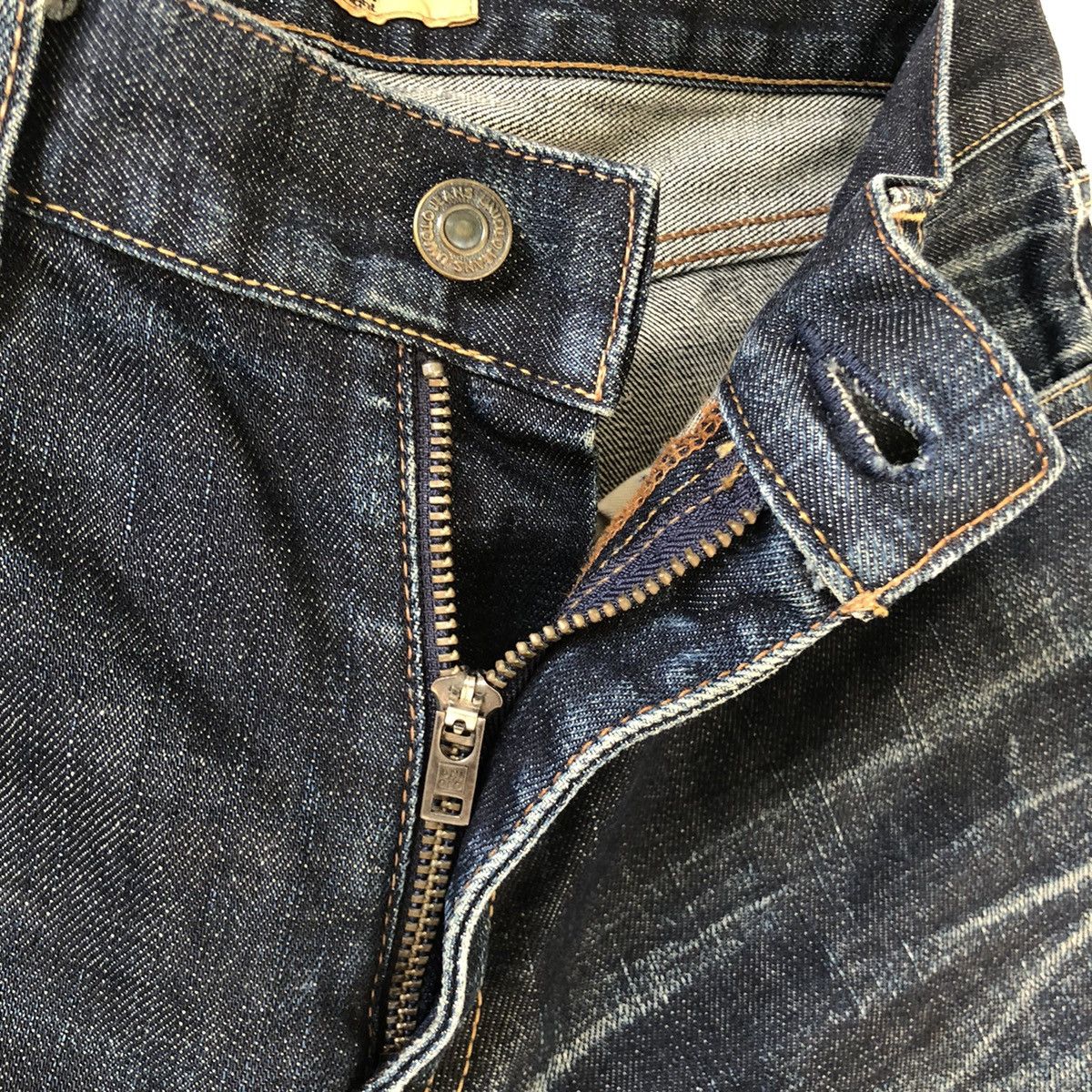 Uniqlo Vintage UNIQLO Custom Tiger Embroidered jeans Size US 31 - 13 Thumbnail