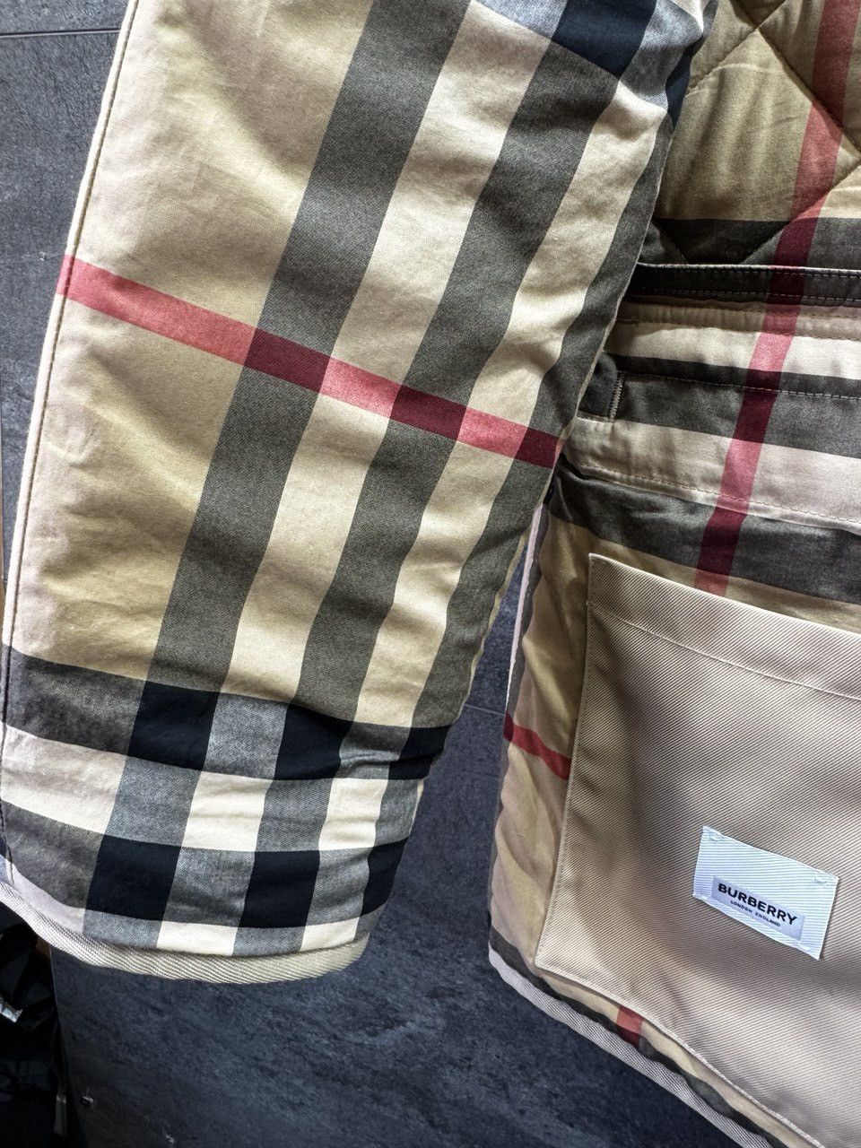 Burberry BURBERRY Meddon Quilted Nova Check Jacket Size XS Size XS / US 0-2 / IT 36-38 - 17 Thumbnail