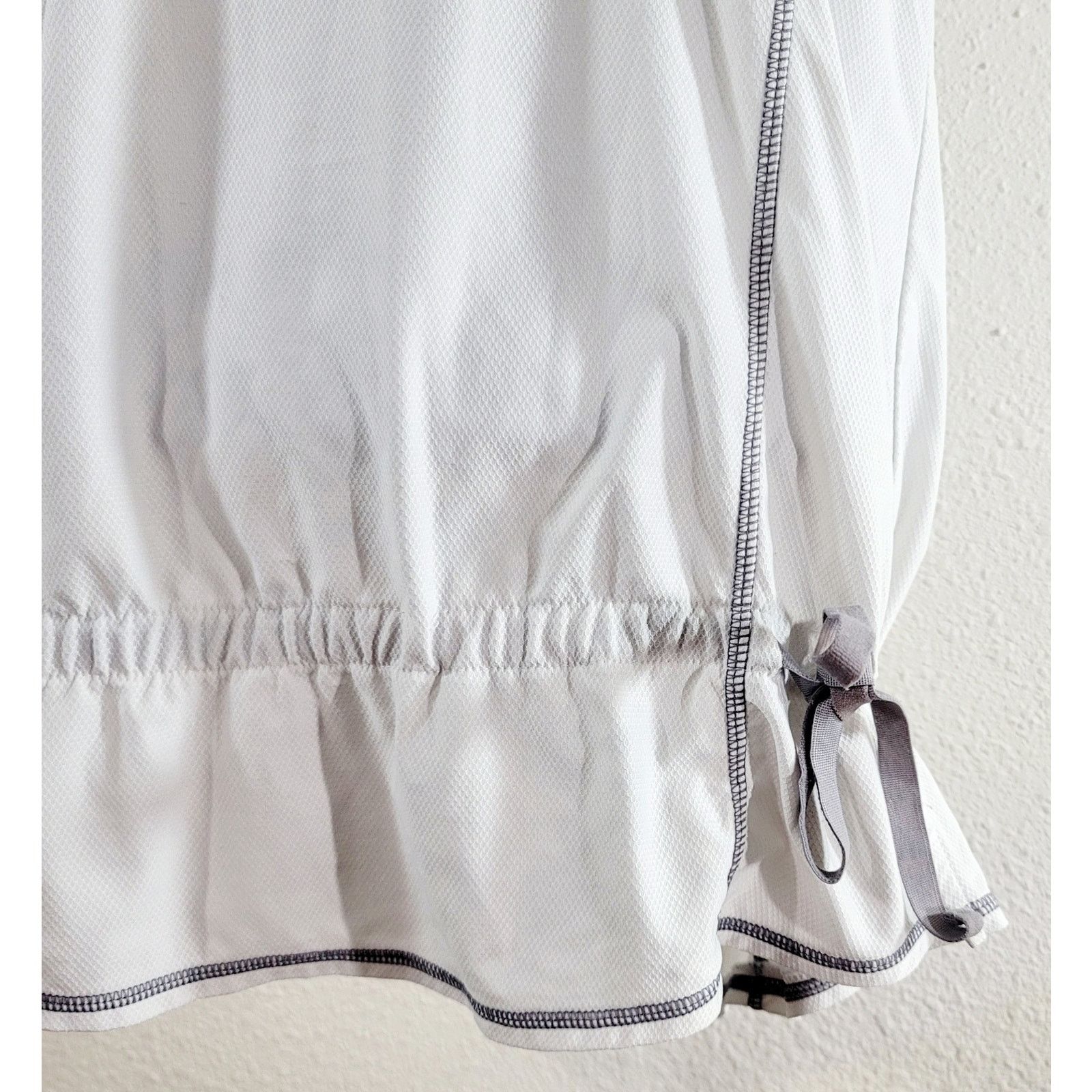 Other Athleta White Wick-It Run Tunic Shirt Top Small Lightweight Size S / US 4 / IT 40 - 6 Thumbnail